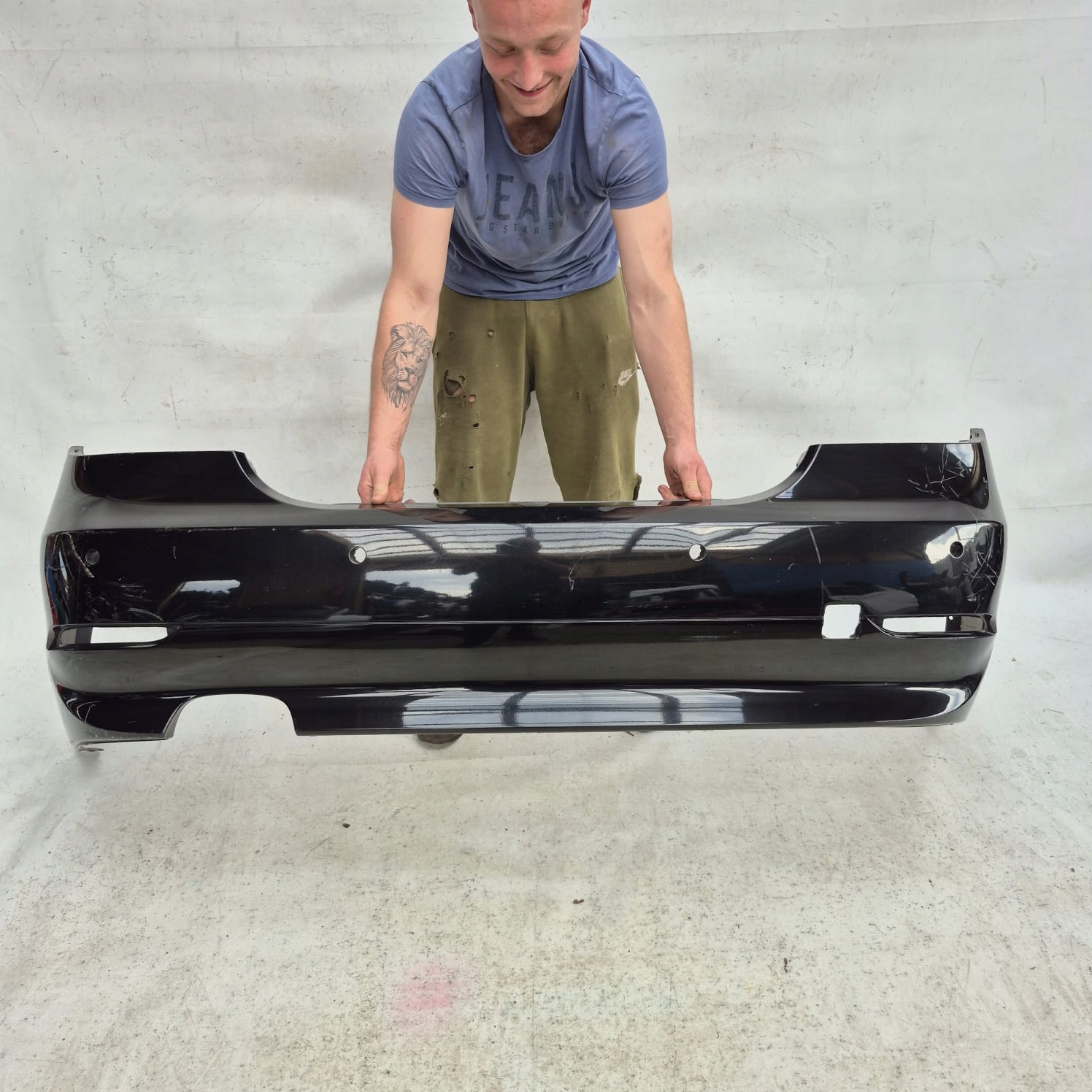 BMW 5 E60 sedan 03-07 bumper rear part rear PDC