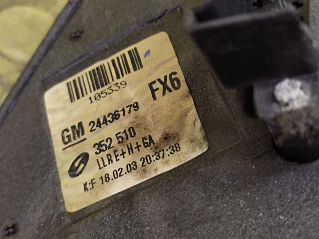 OPEL VECTRA C retrovizor desna 8 PIN