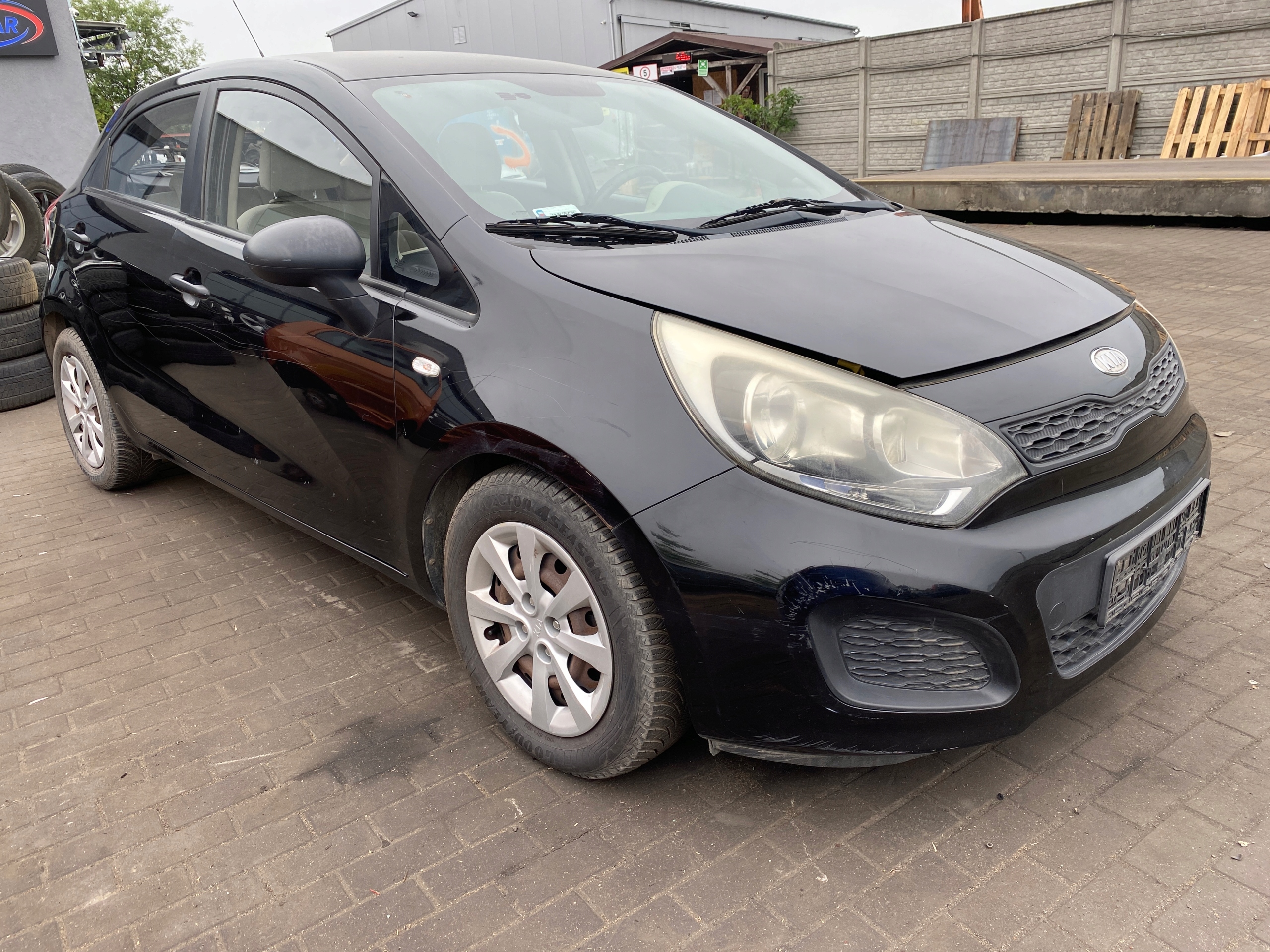 window side bodywork right Kia RIO 3 III 11-17