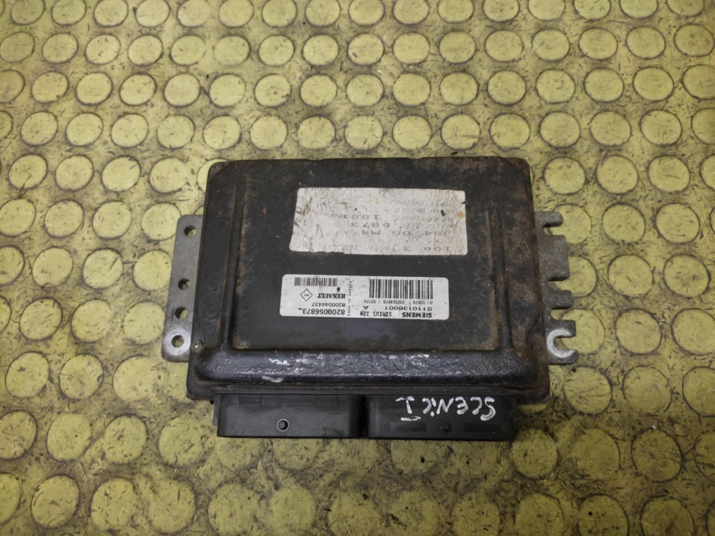 RENAULT SCENIC e centralina motore 8200056873