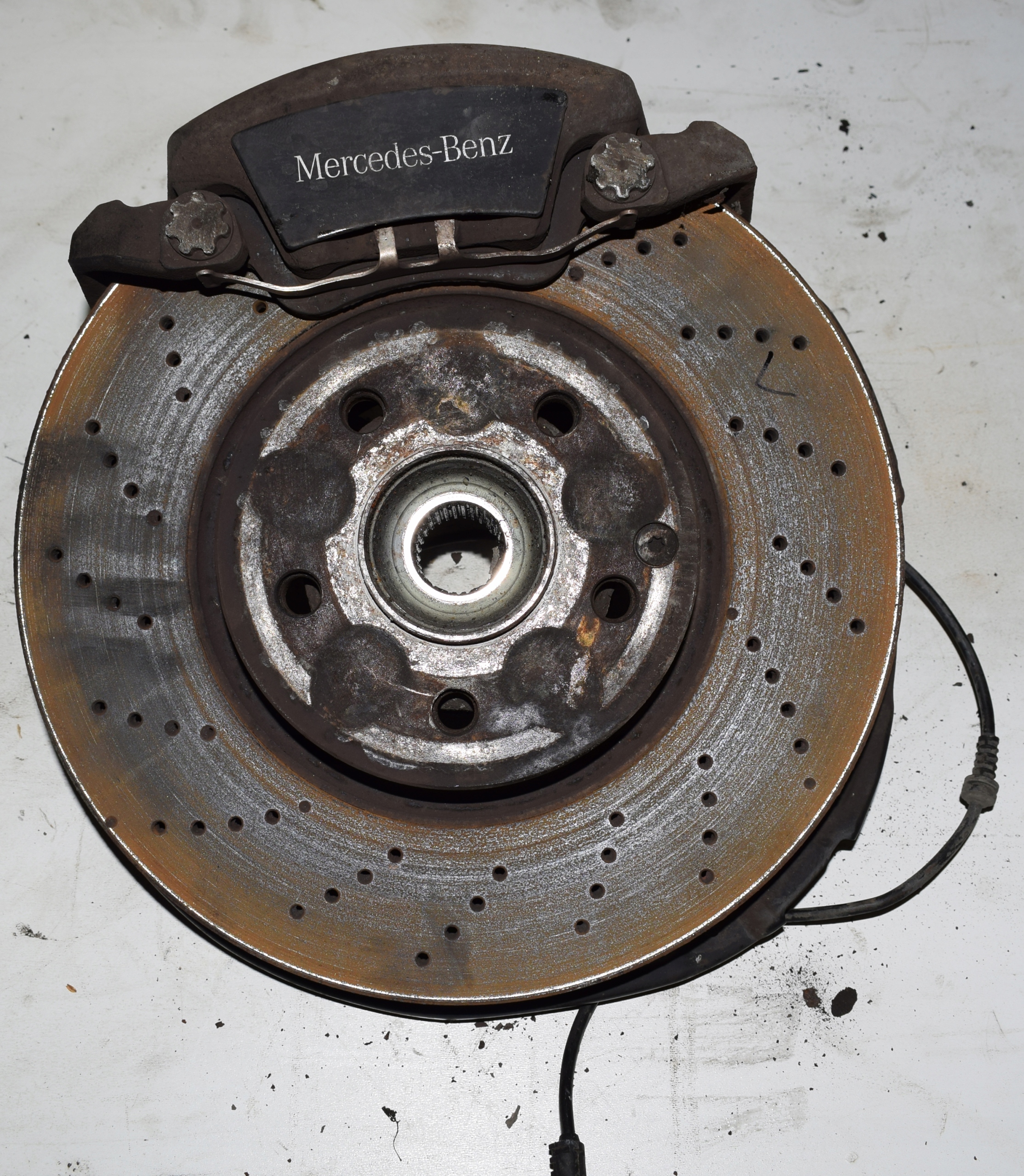 350 3.0 - MERCEDES W204 кроссовер левый передний 4MATIC 4X4