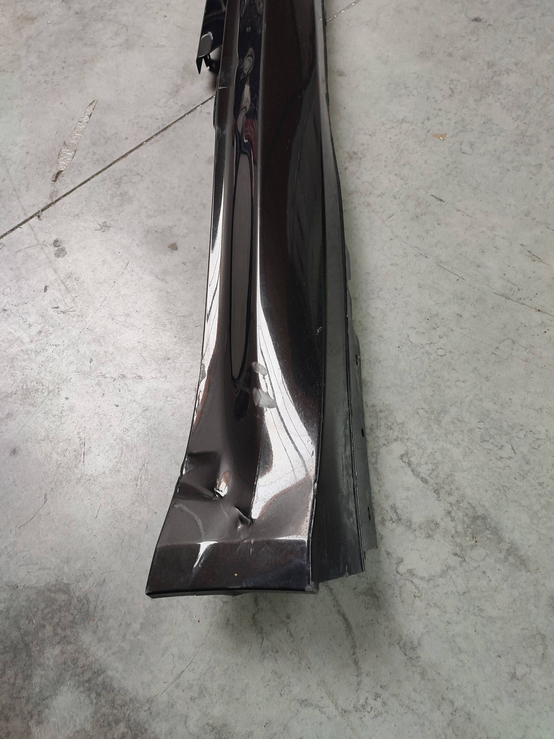 moulding threshold cap BMW M4 F82 F83 36908761 BLACKSAPHIRE