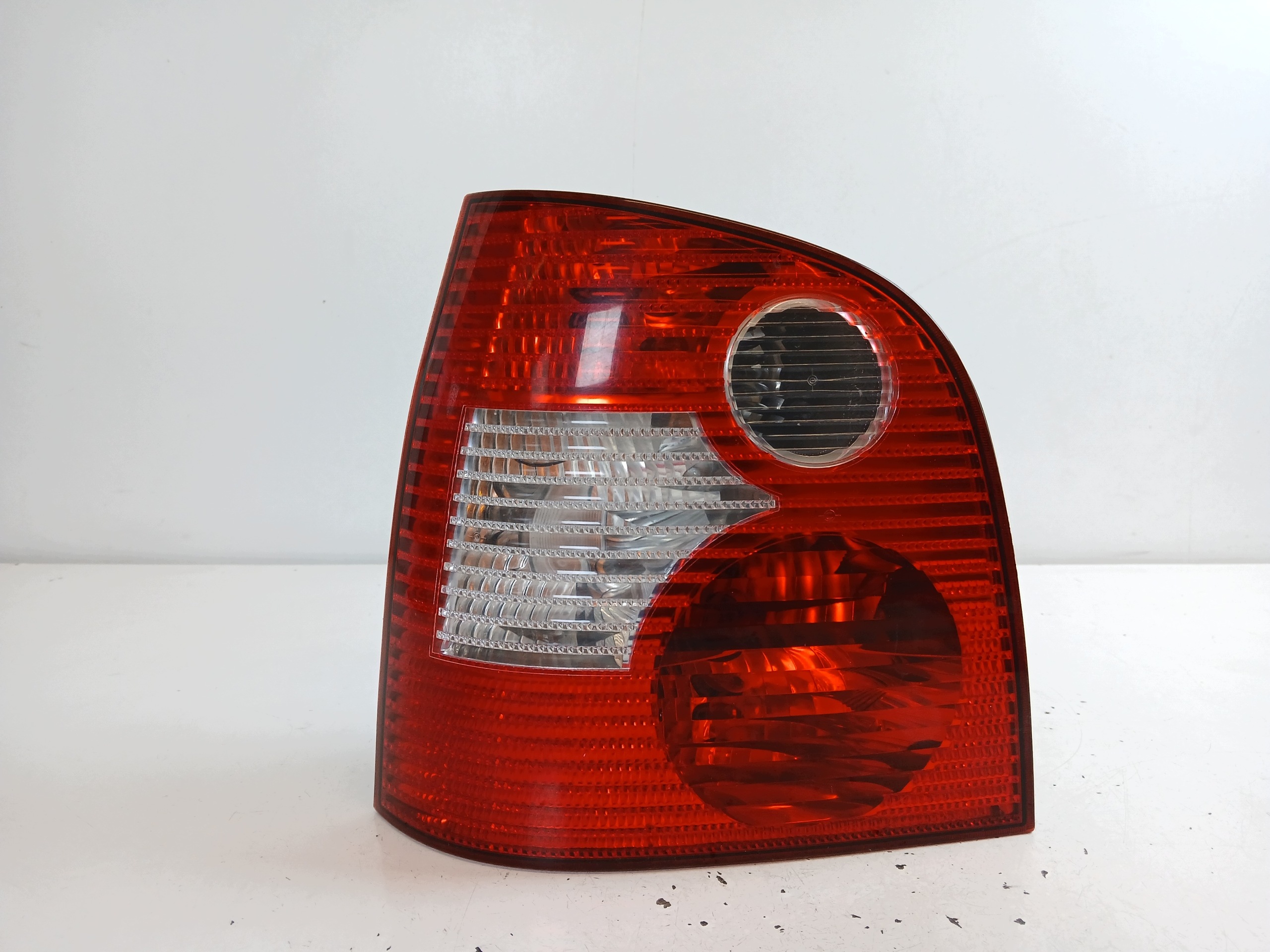 VW POLO 9N light left rear part