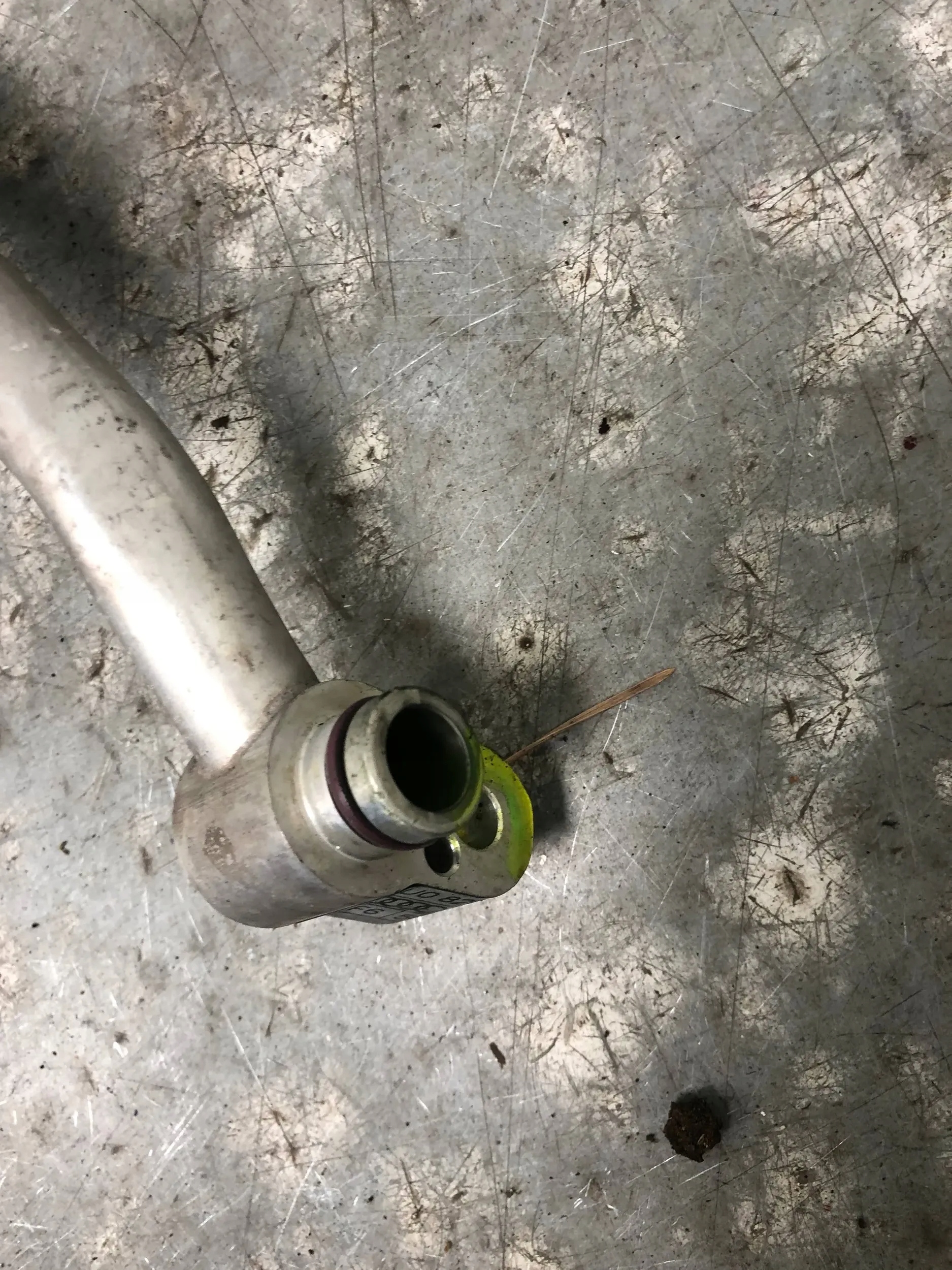 vedení klimatizaci AUDI Q3 8U 8U0820743C
