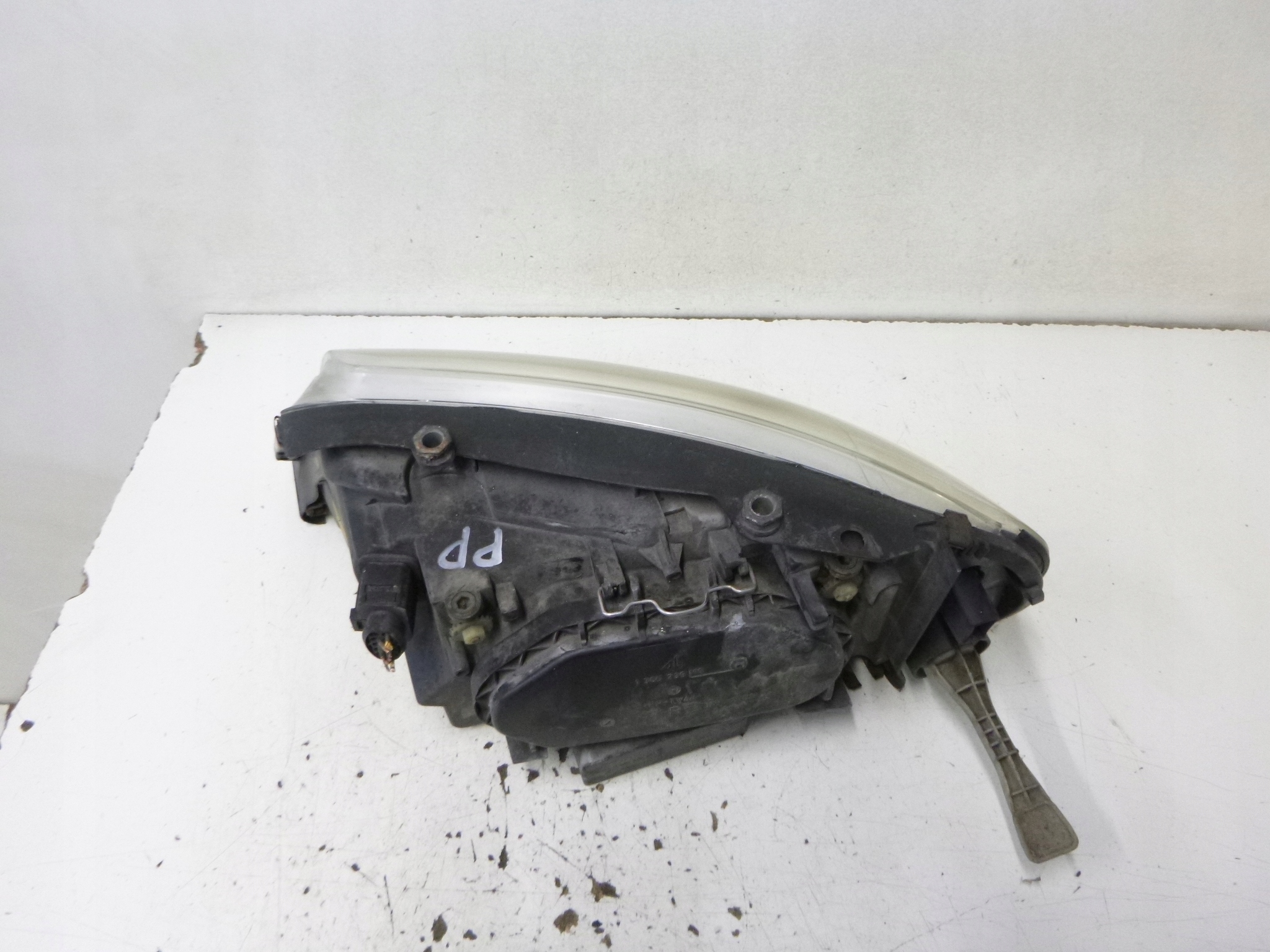 light front right VW Sharan Lift 2003r. 0301182202
