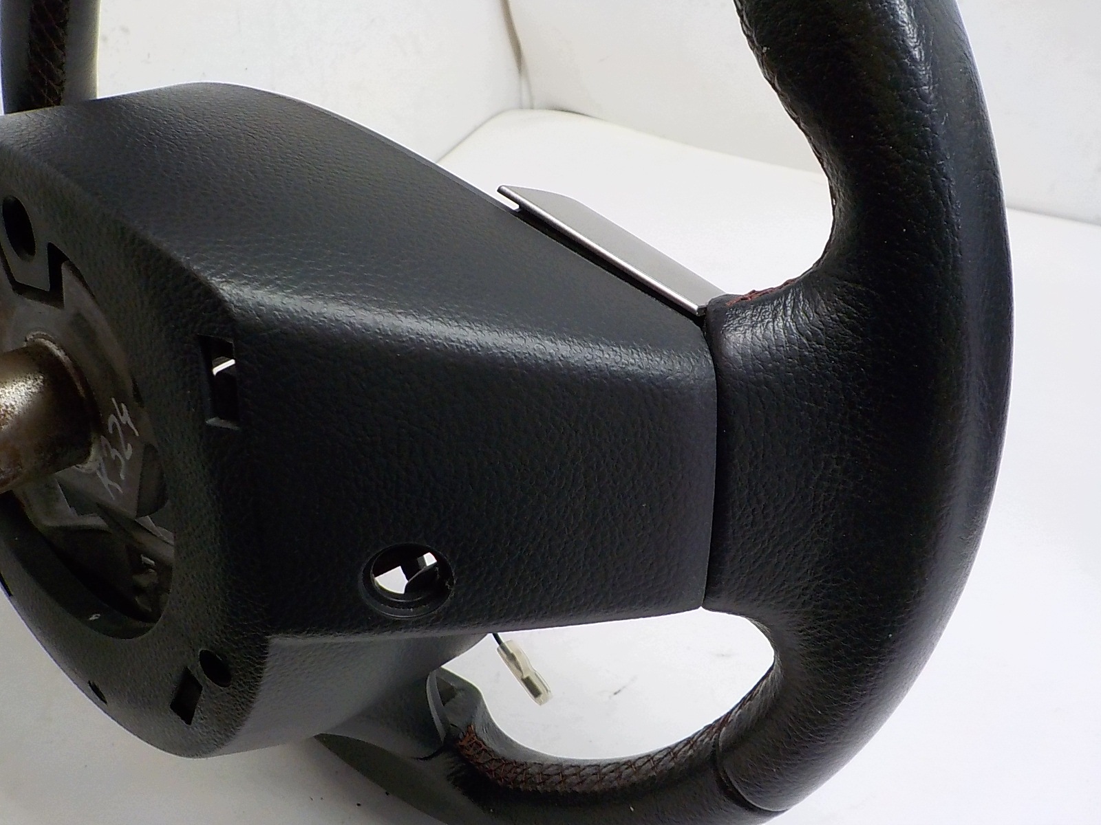 NISSAN NOTE a E11 volant koža MULTI TEMPOMAT