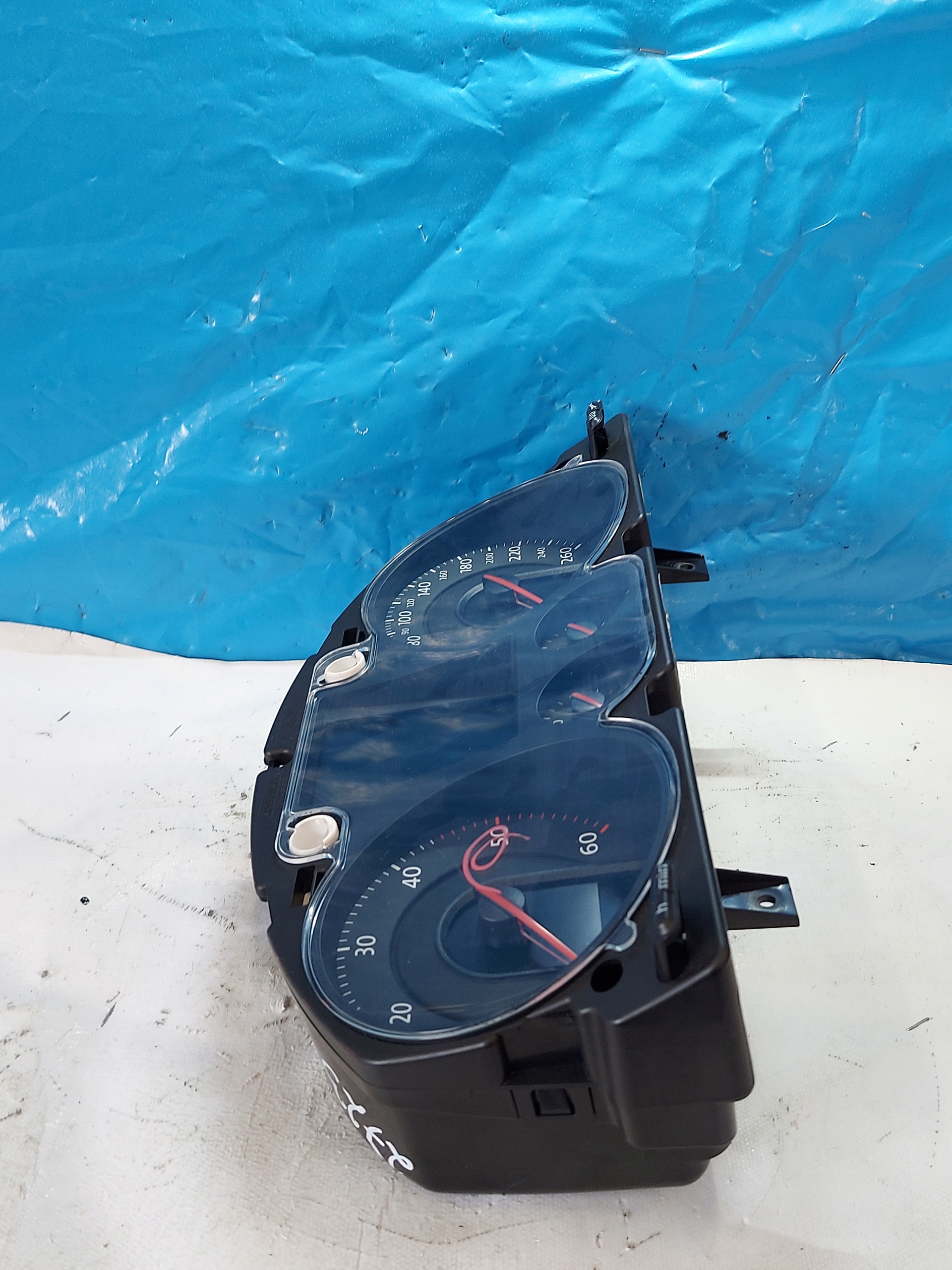 dials clock PASSAT B6 2.0 TDI 3C0920871