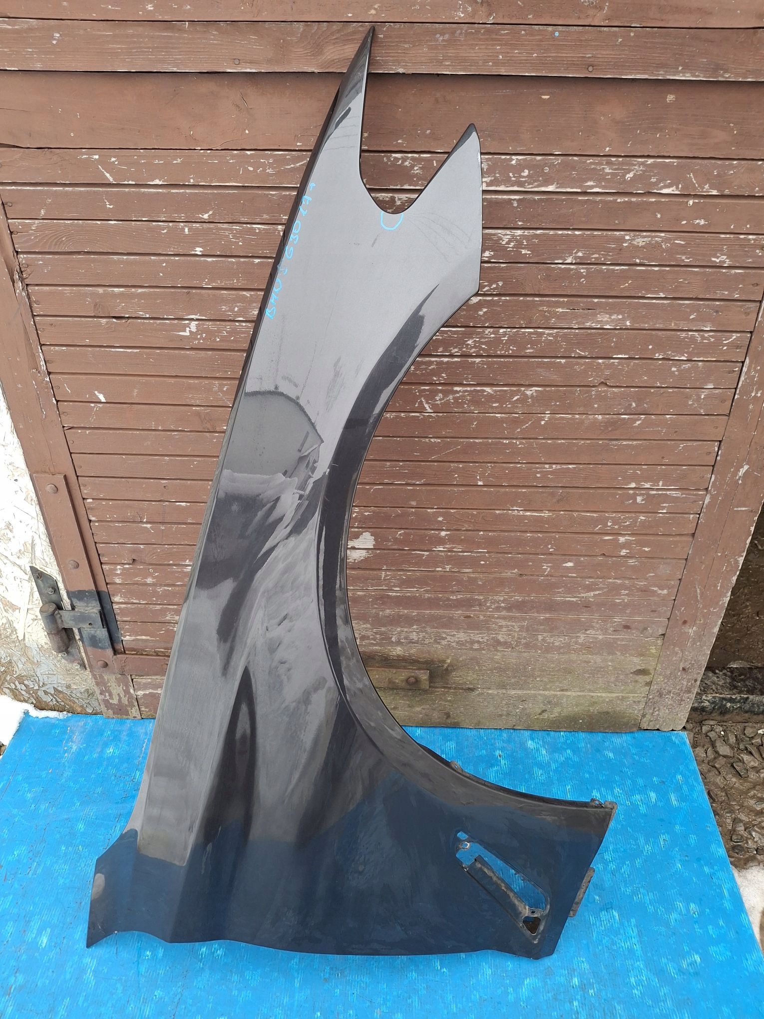 BŁOTNIK PRAWY PRZEDNI BMW 5 G30 G31 2017R->