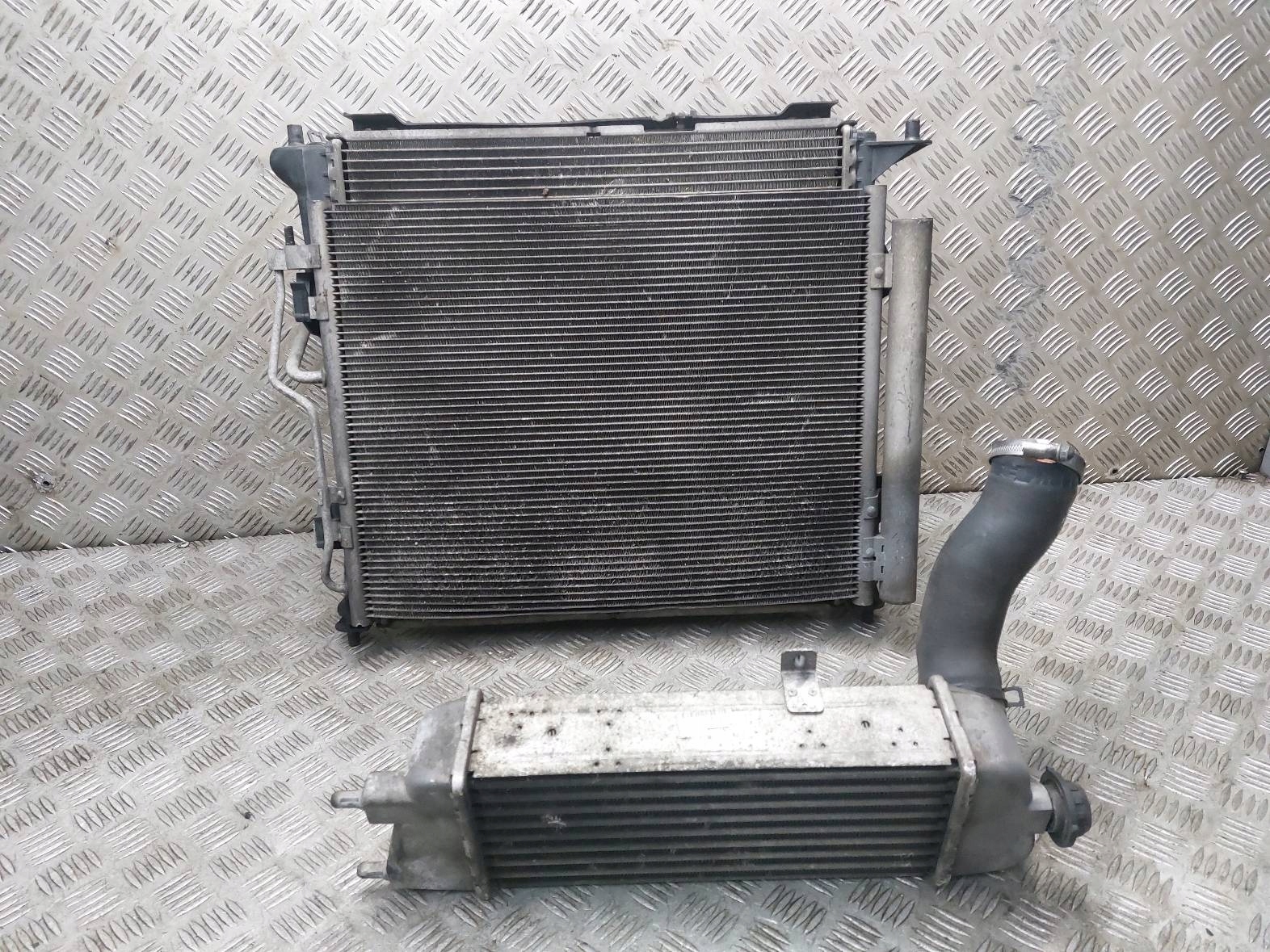 radiatore KOMPLET + VENTOLA KIA CEED e 97606-1H600 28270-2A610