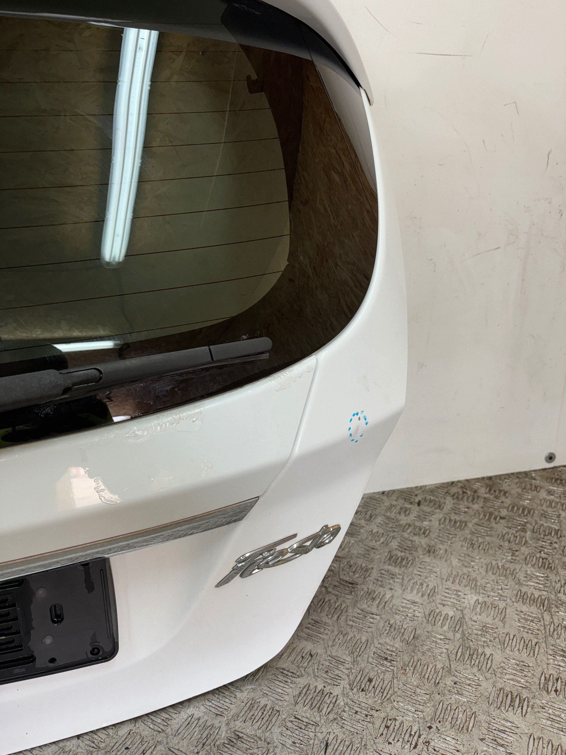 boot doors boot FORD FIESTA MK7 09