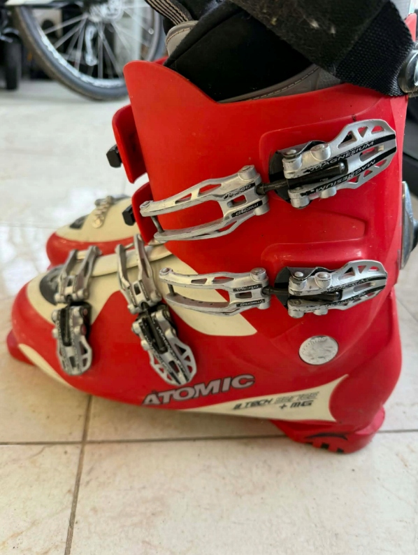 BUTY NARCIARSKIE ATOMIC B-TECH r. 30,5