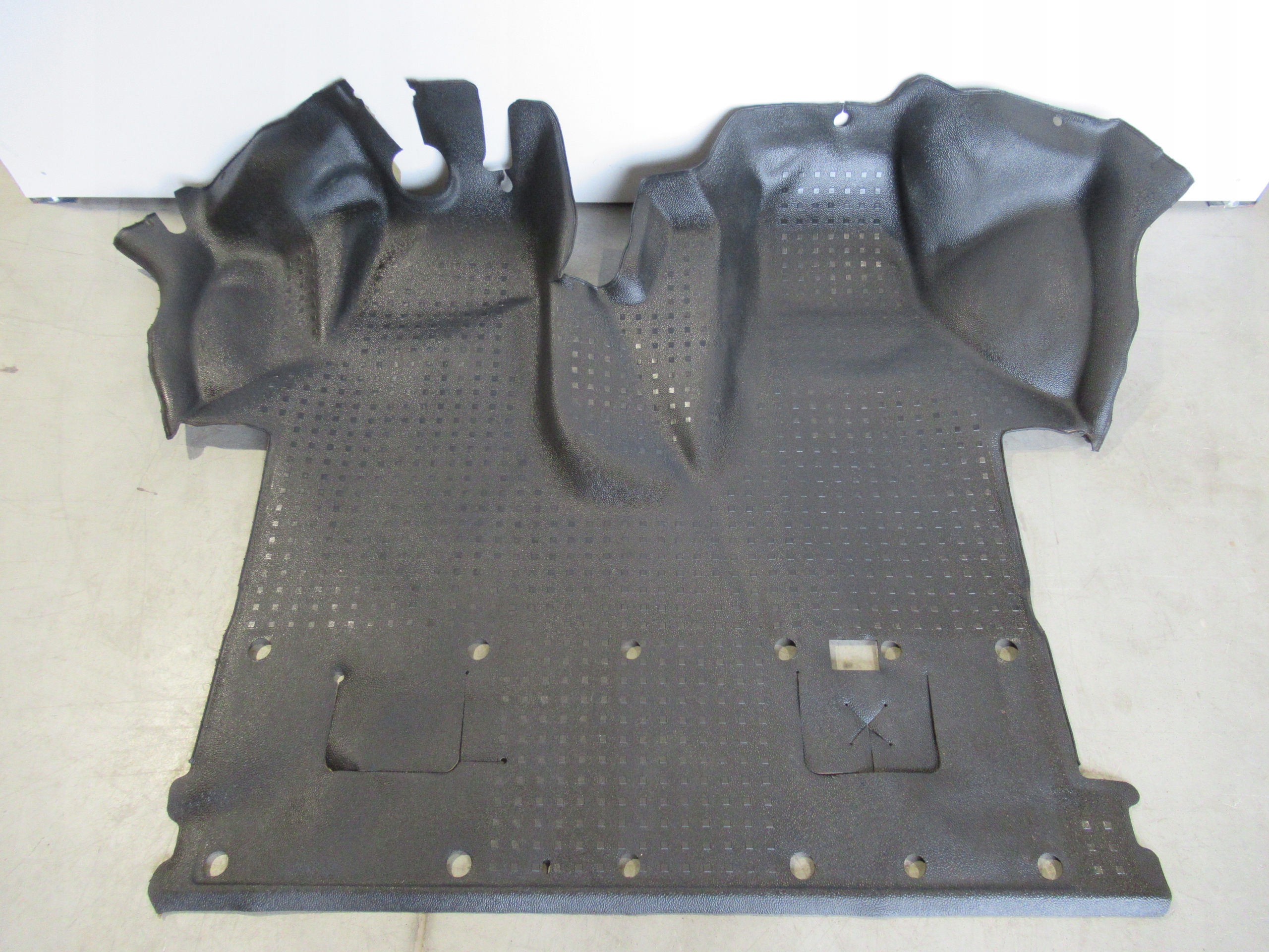VW T6 TRANSPORTER rubber mats carpet cabs front