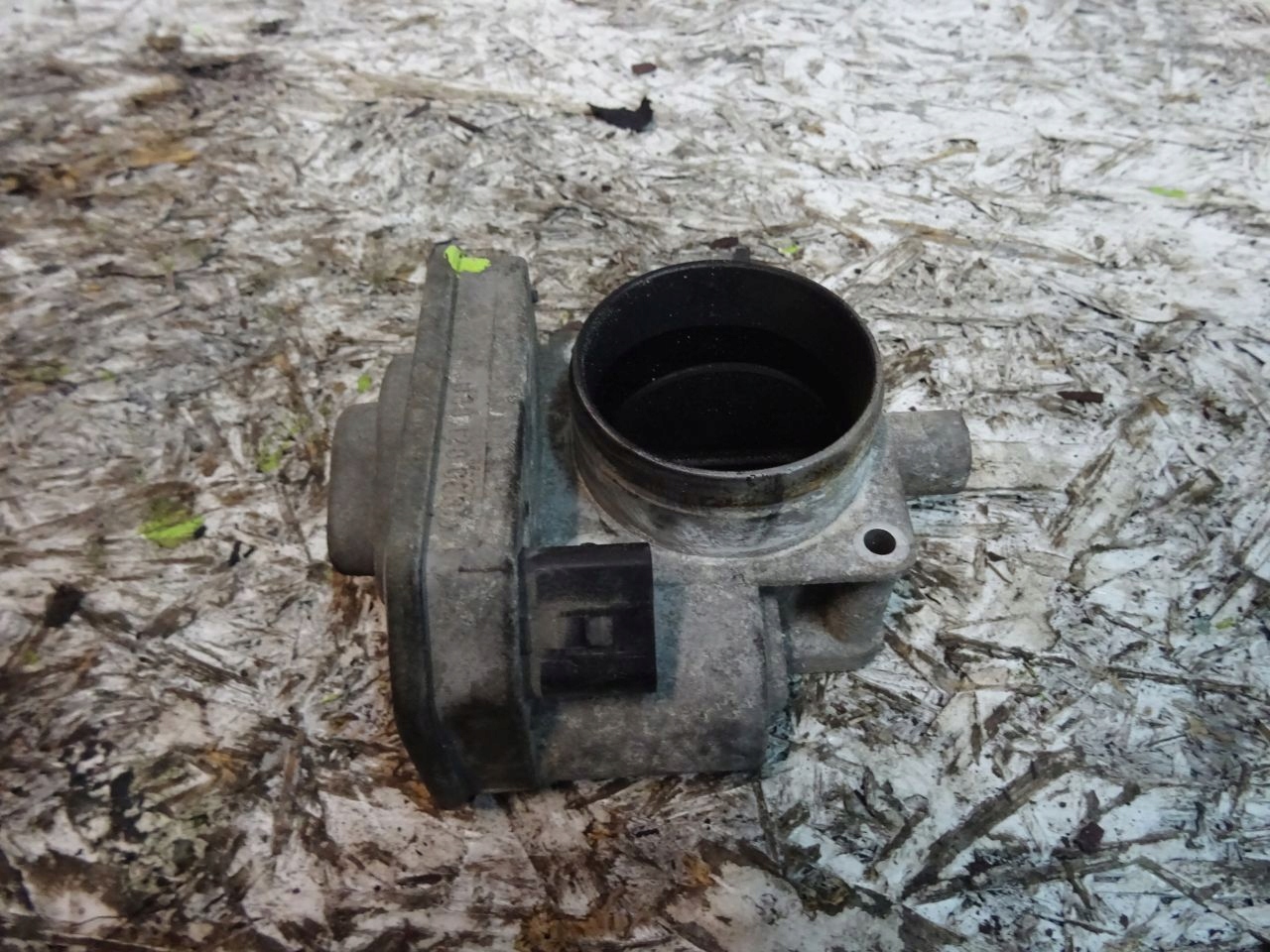 VW CADDY throttle flap 038128063J