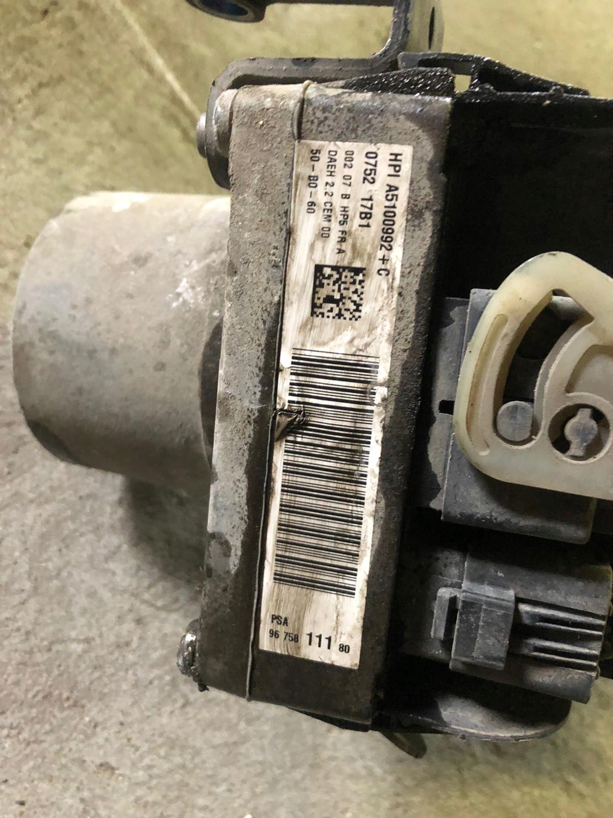 servo pump PEUGEOT 3008 9675811180