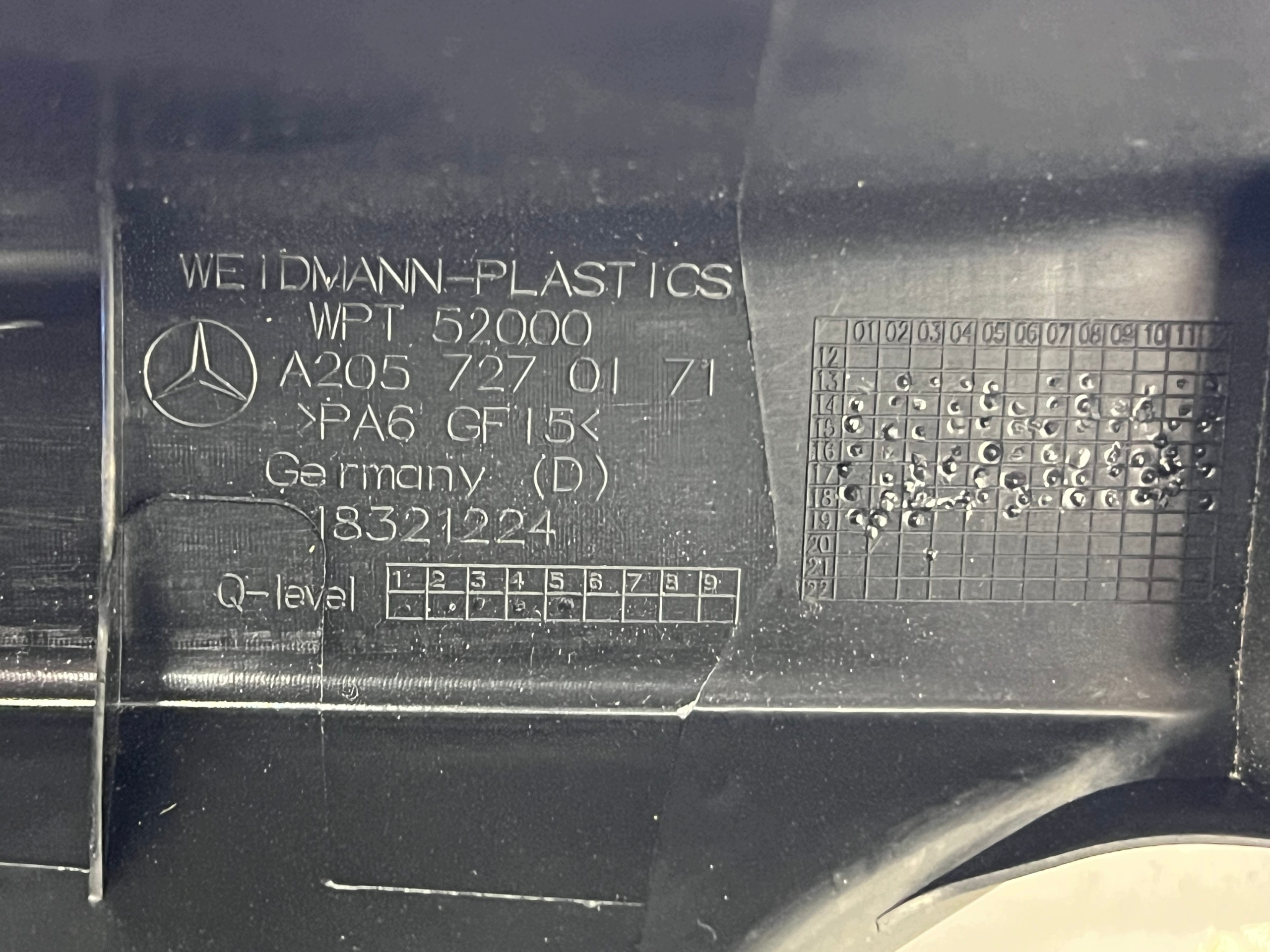 gasket door left front A2057270171 MERCEDES C W205
