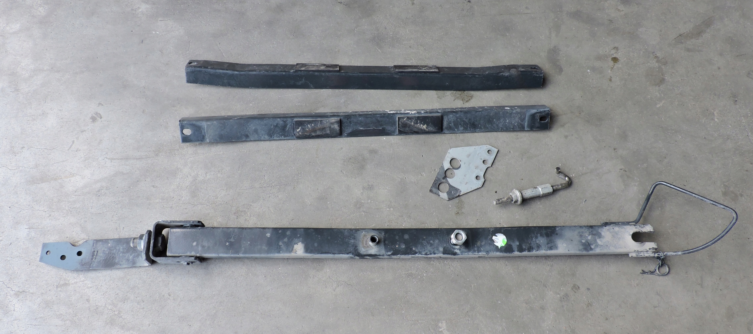 WIESZAK KOŁA ZAPASOWEGO IVECO DAILY 35C 50C