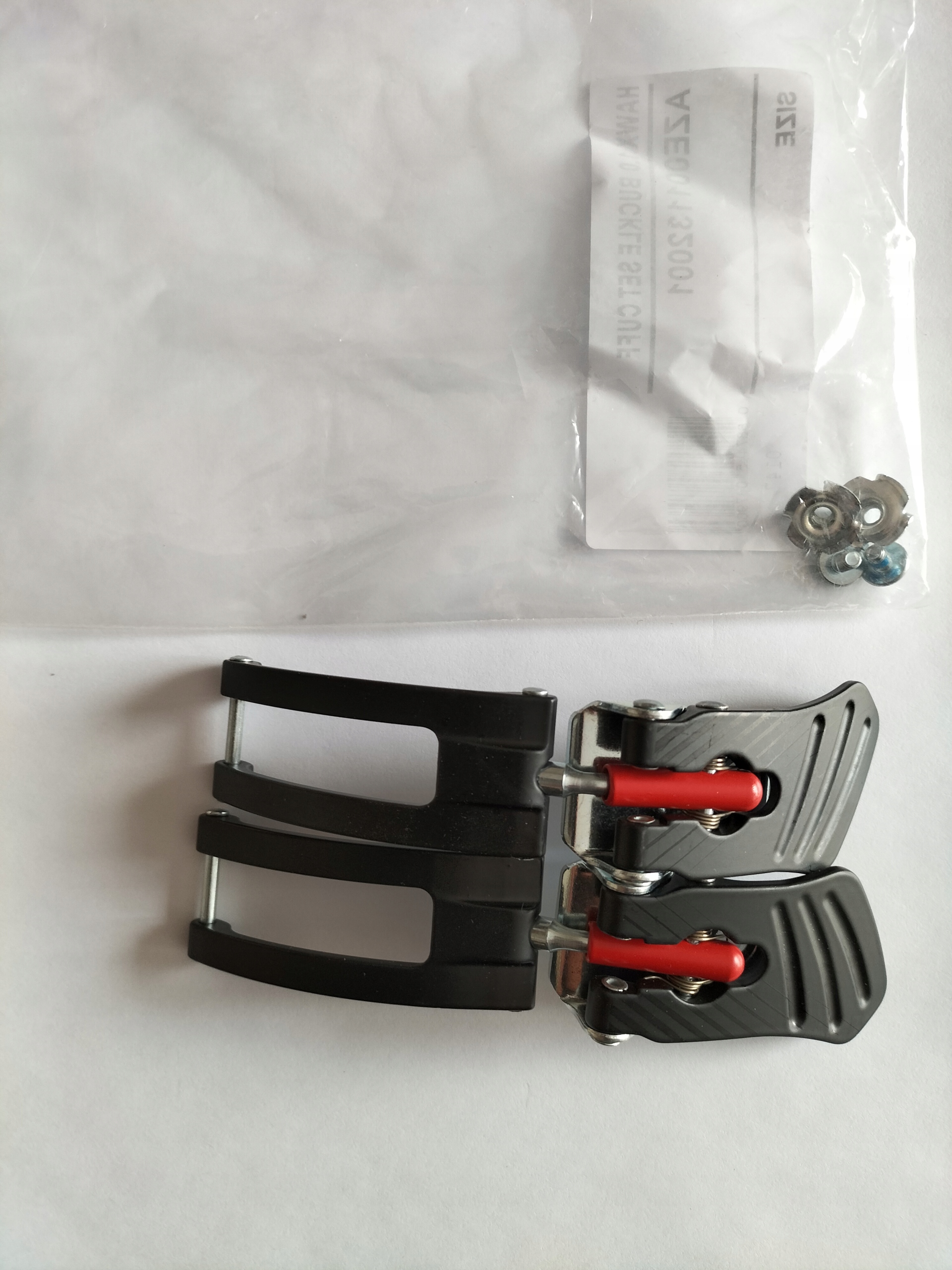 BUTY NARCIARSKIE - KLAMRY DO BUTÓW ATOMIC HAWX 1.0