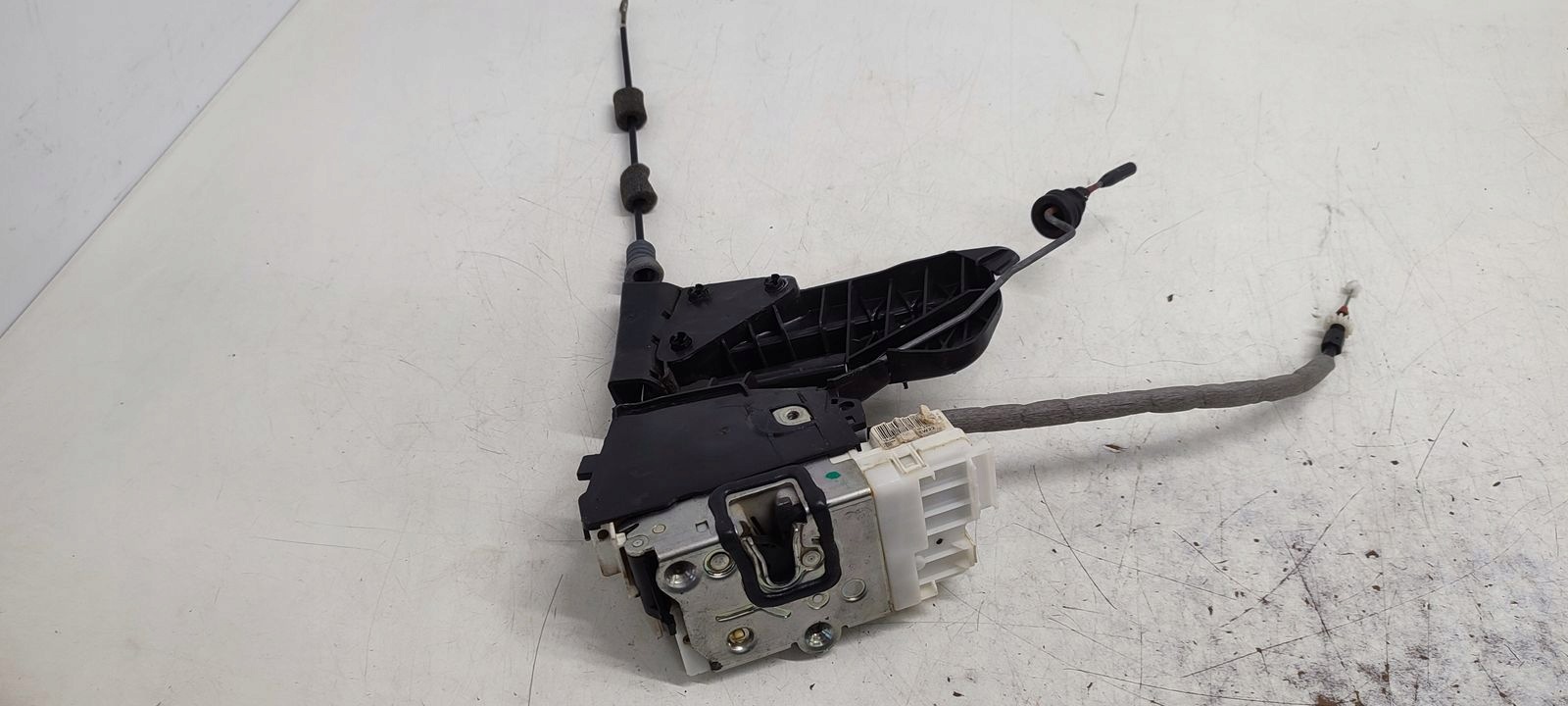 lock door rear part rear right Mercedes W164