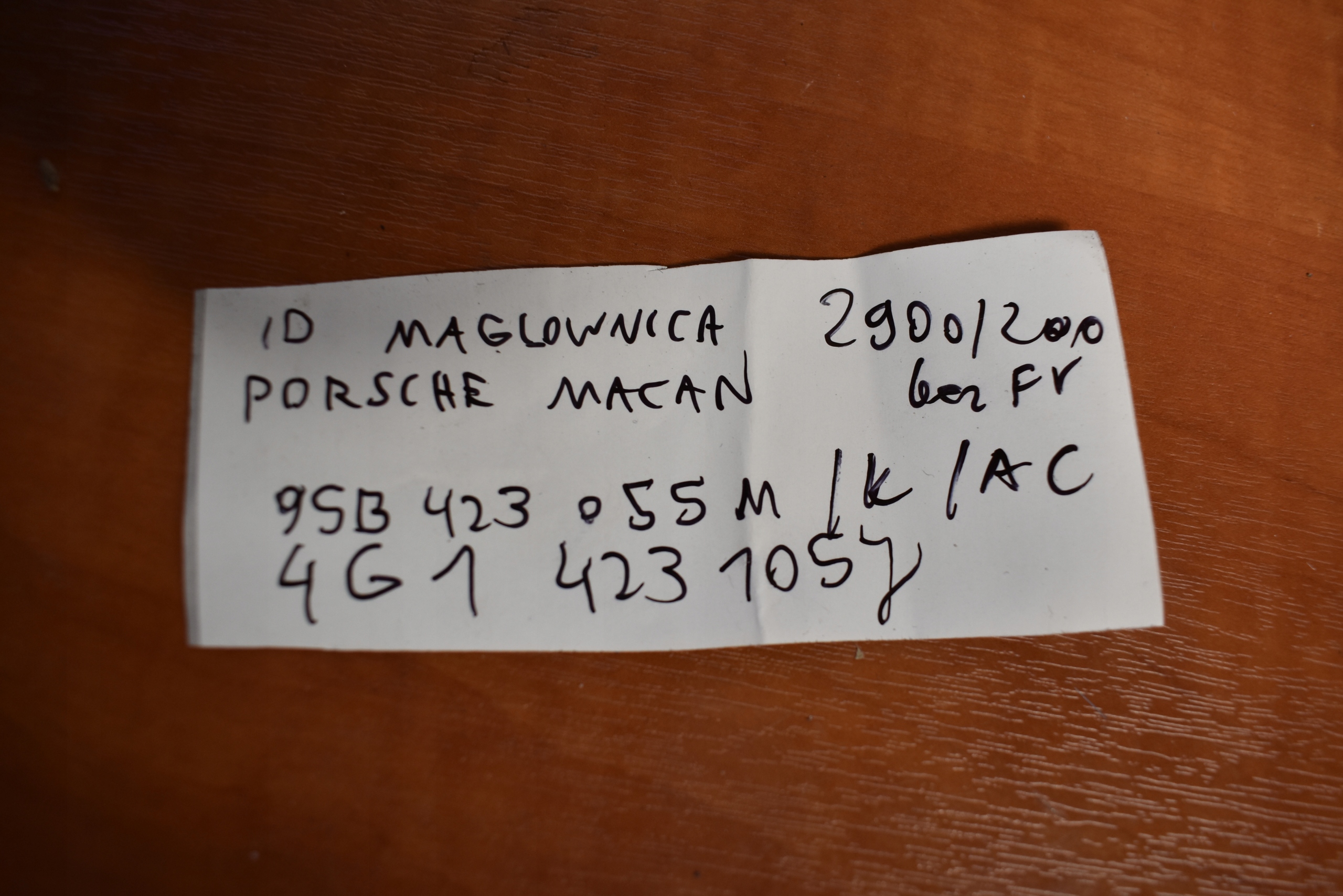 IDEALNA control PORSCHE MACAN 1
