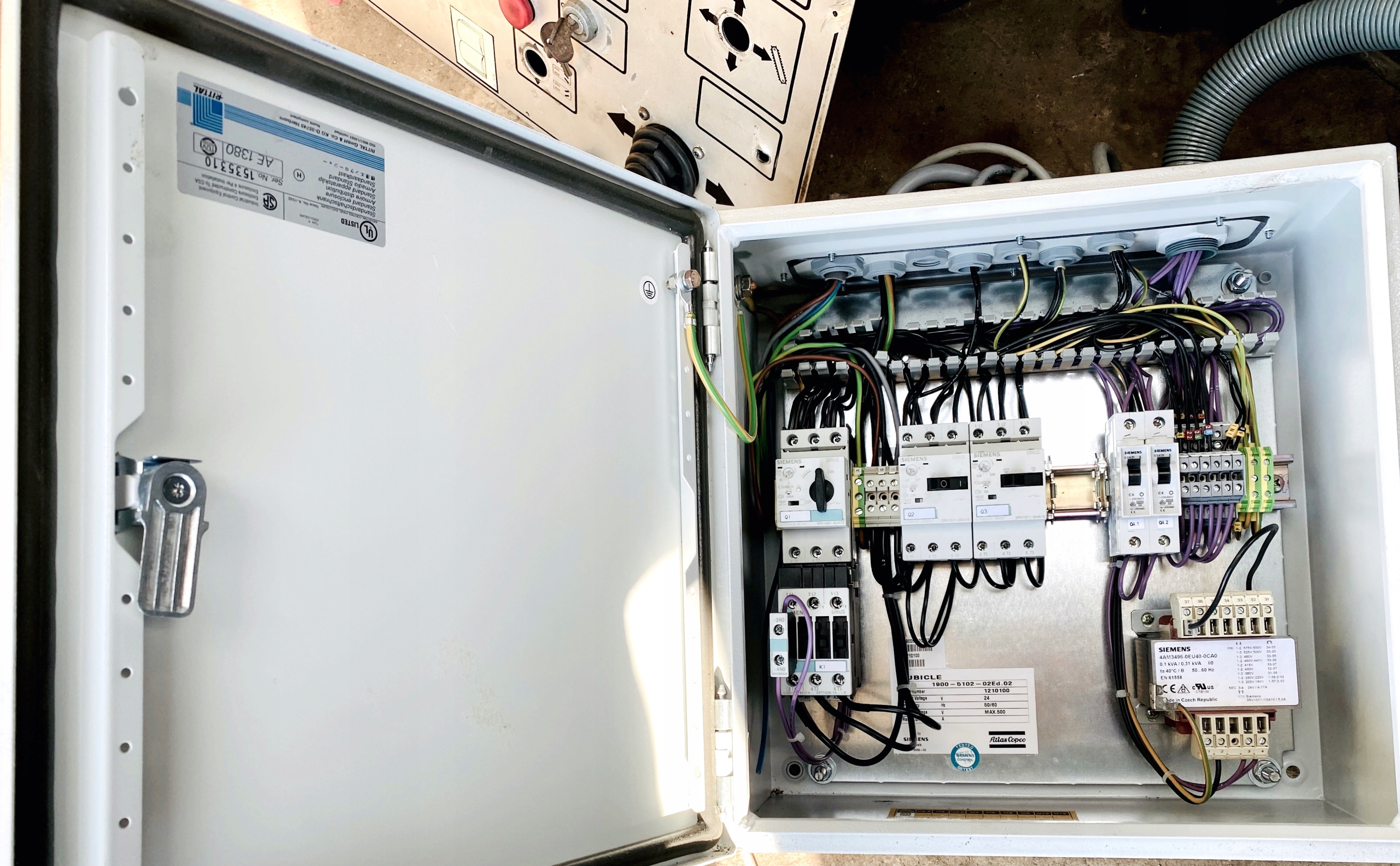 1900-5102-02Ed.2 - Atlas Copco Cubicle 1900-5102-02Ed.02 1210100