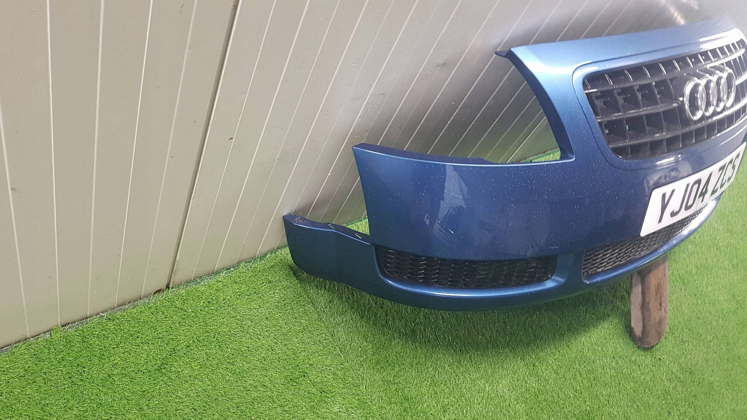 bumper front AUDI TT 8N 98-06 LAK LZ5C NIEKLEJONY