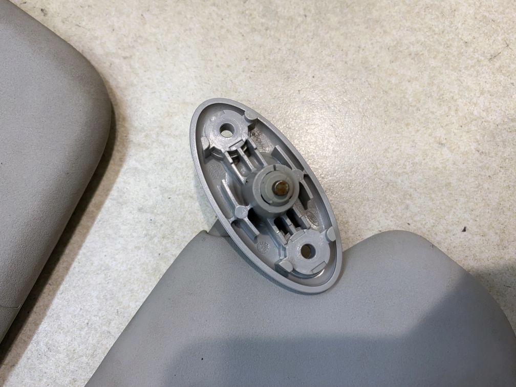 Blende Abdeckung PRZECIWSLONECZNA FORD FOCUS MK2