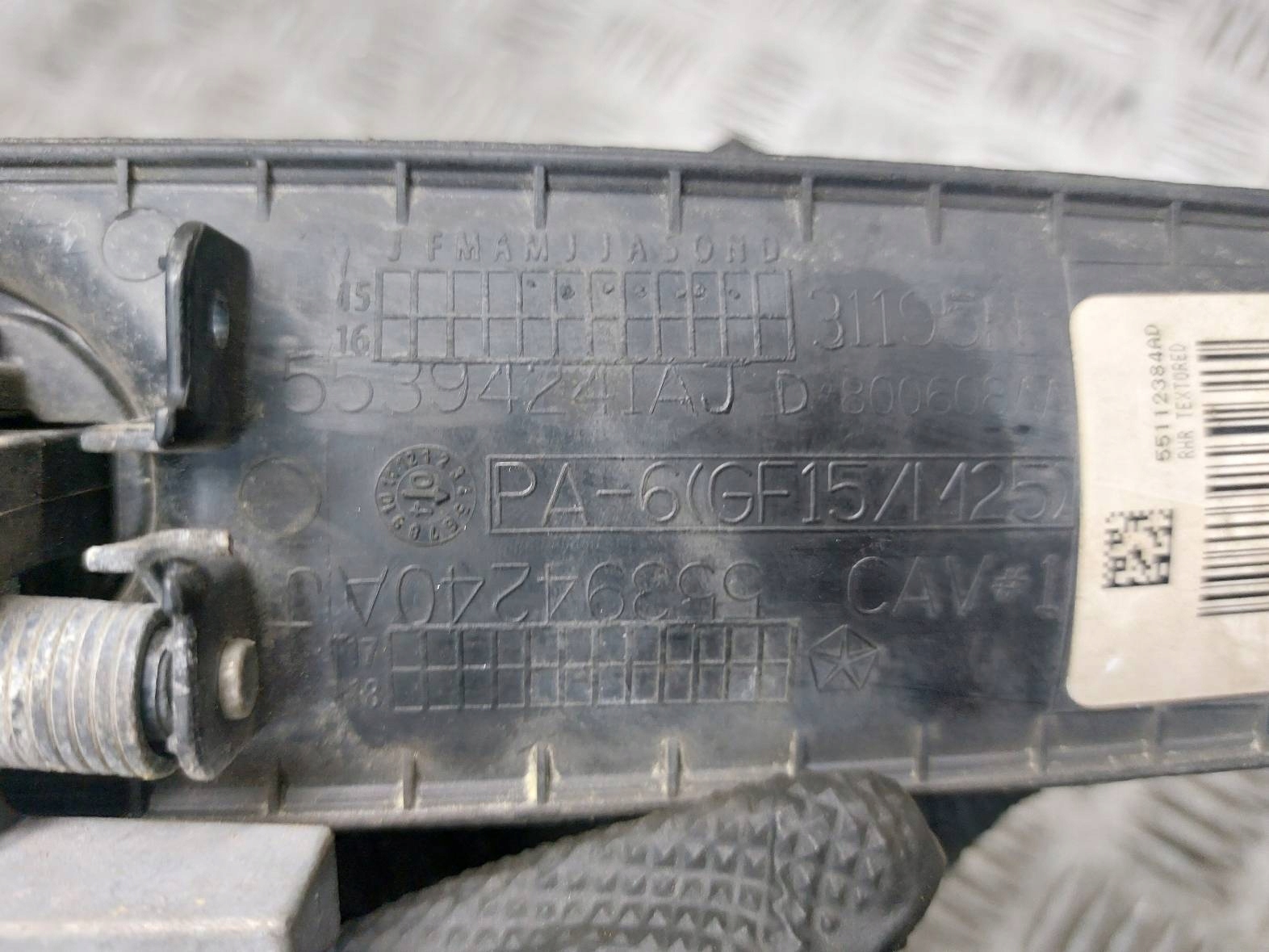 handle exterior door right rear part RAM 1500 and LIFT 2013- 55112384AD