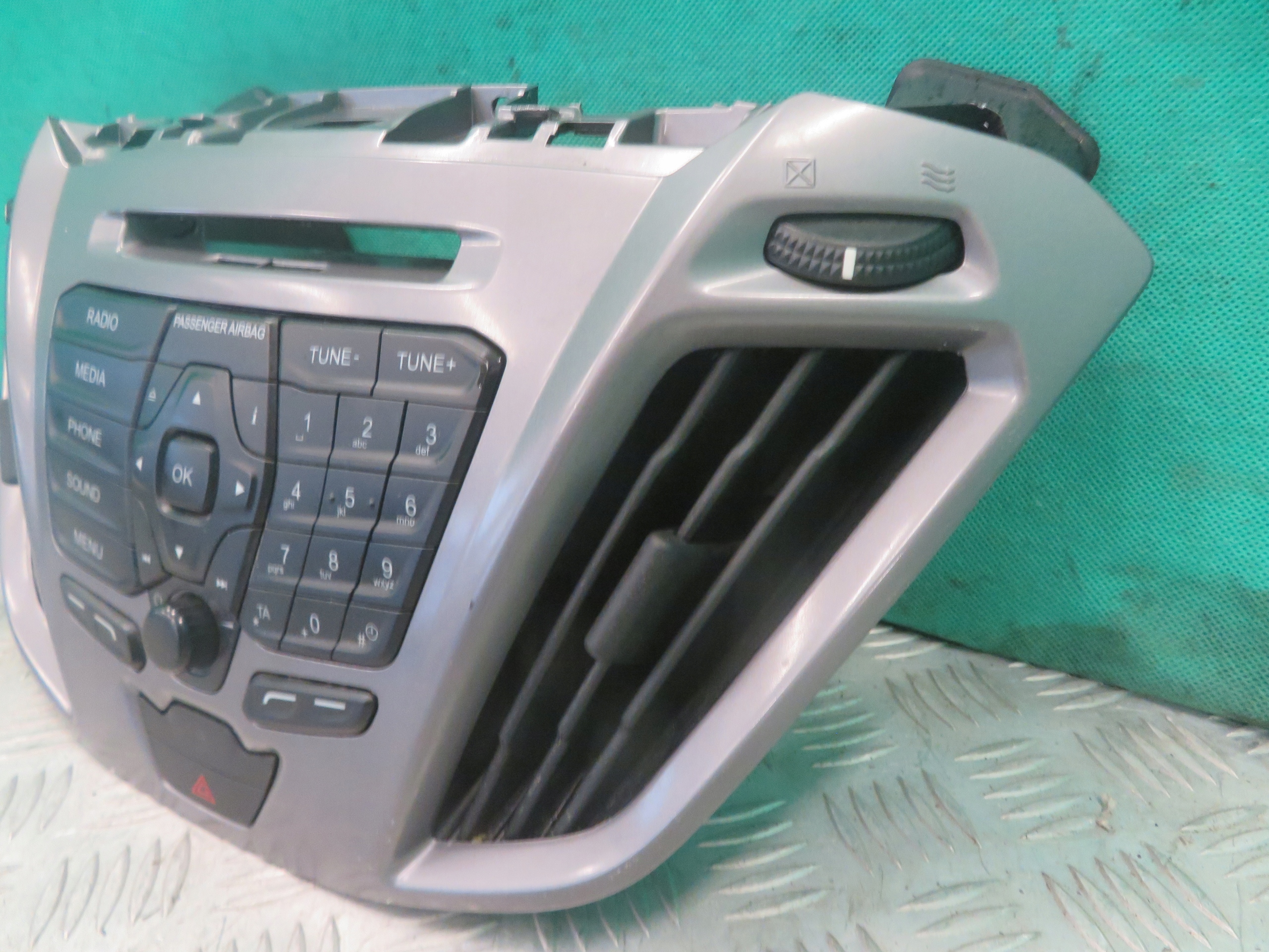 frame PANEL RADIA KRATKI air conditioning devices FORD TRANSIT CUSTOM 18R