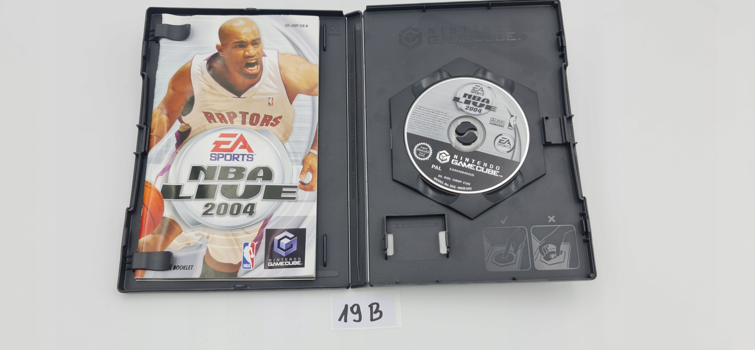 NINTENDO GAMECUBE NBA LIVE 2004 Tematyka gry akcji
