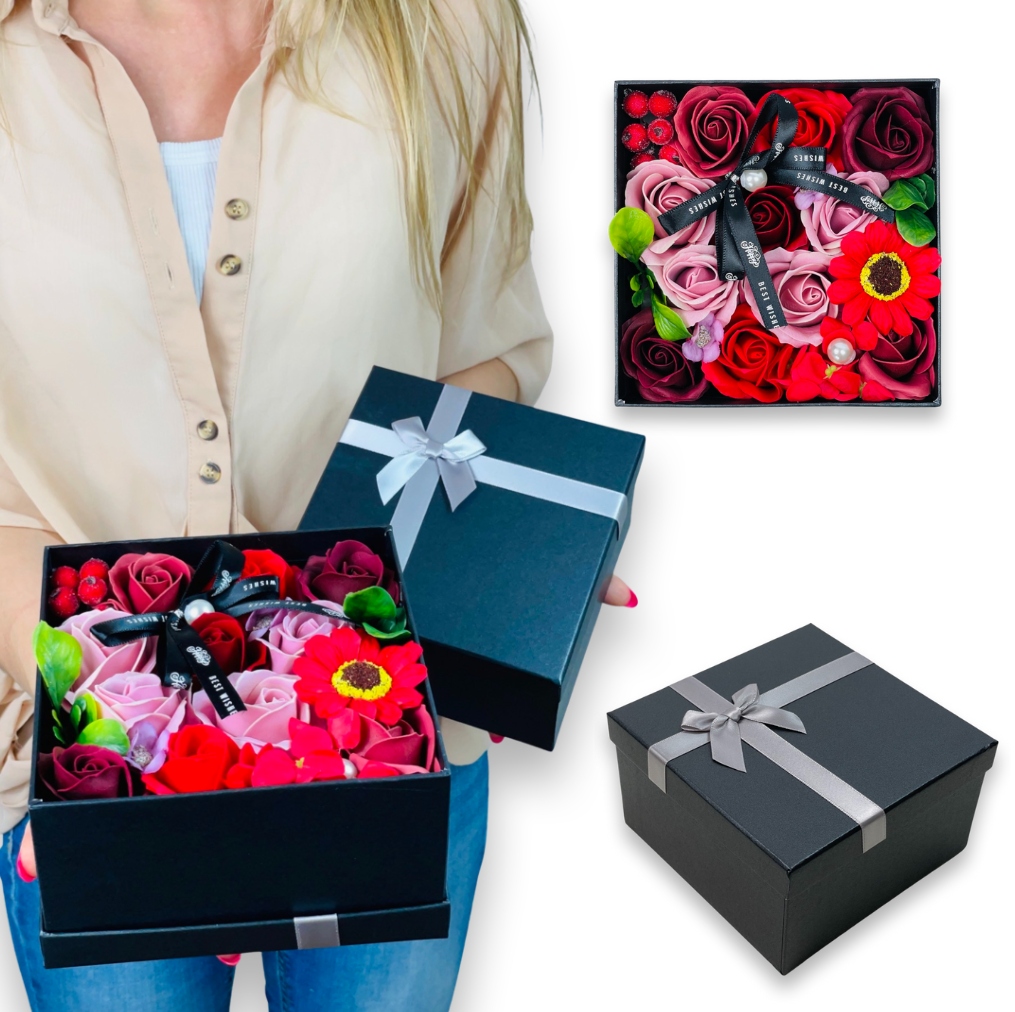 FLOWERBOX Z KWIATAMI MYDLANYMI PREZENT UPOMINEK WIECZNE RÓŻE MYDLANE KWIATY