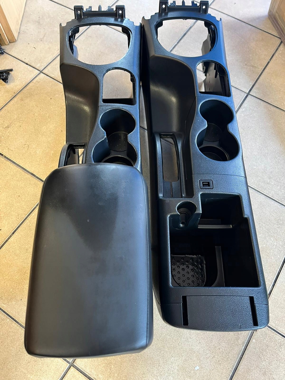 Центральний тунель підлокітник NISSAN QASHQAI J10 EU