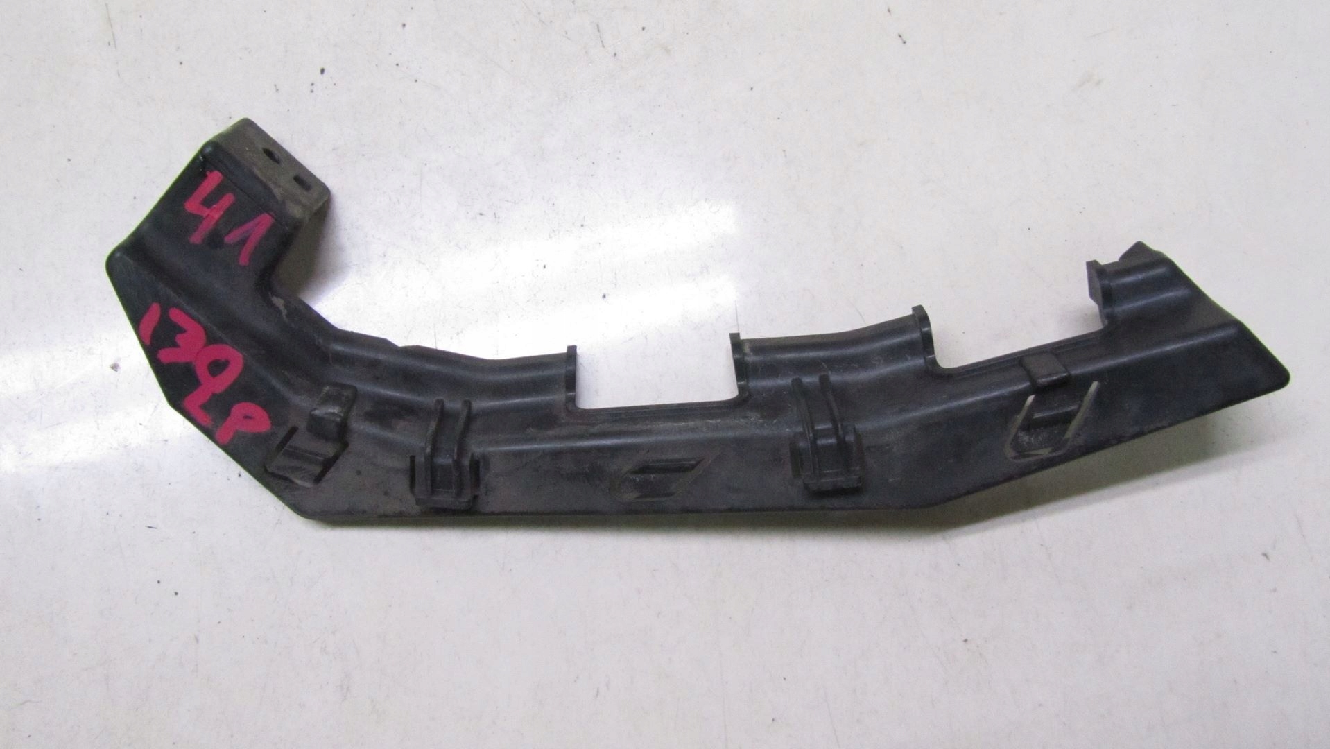 144/041 - HYUNDAI i30 II HB скользящий левый передний 13-16 41
