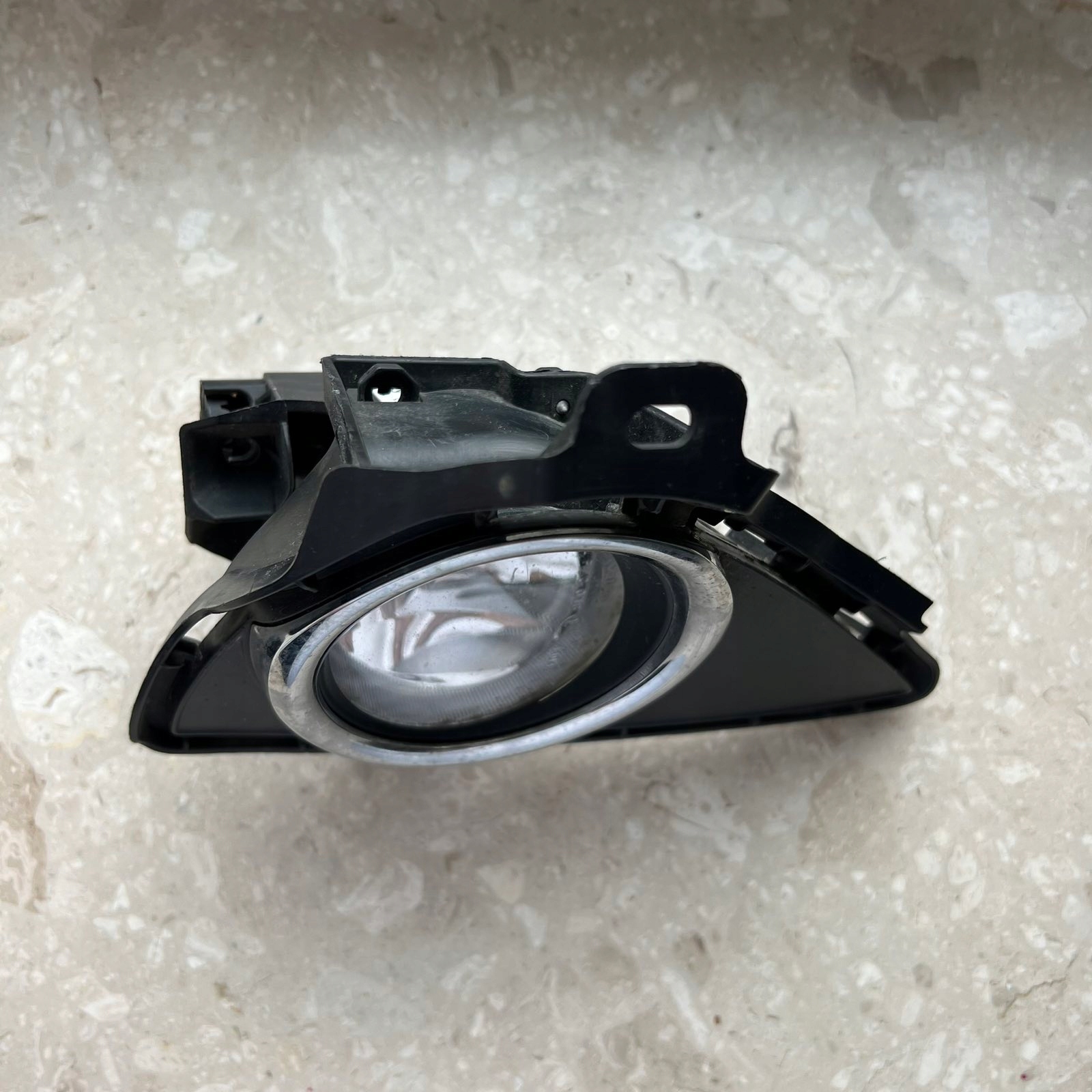 TOYOTA AURIS II 2 2012-2015 grid frame fog lights left fog light 81482-02280