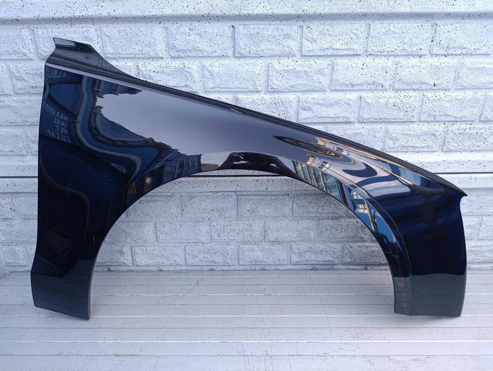 AUDI A8 D4 09-17 BŁOTNIK PRZEDNI PRAWY ORYGINAŁ