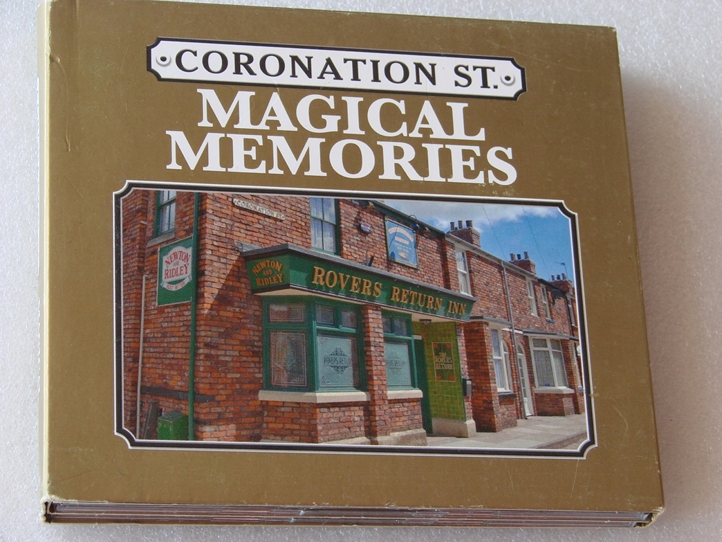 Coronation Street - Magical Memories 2xCD+DVD BDB