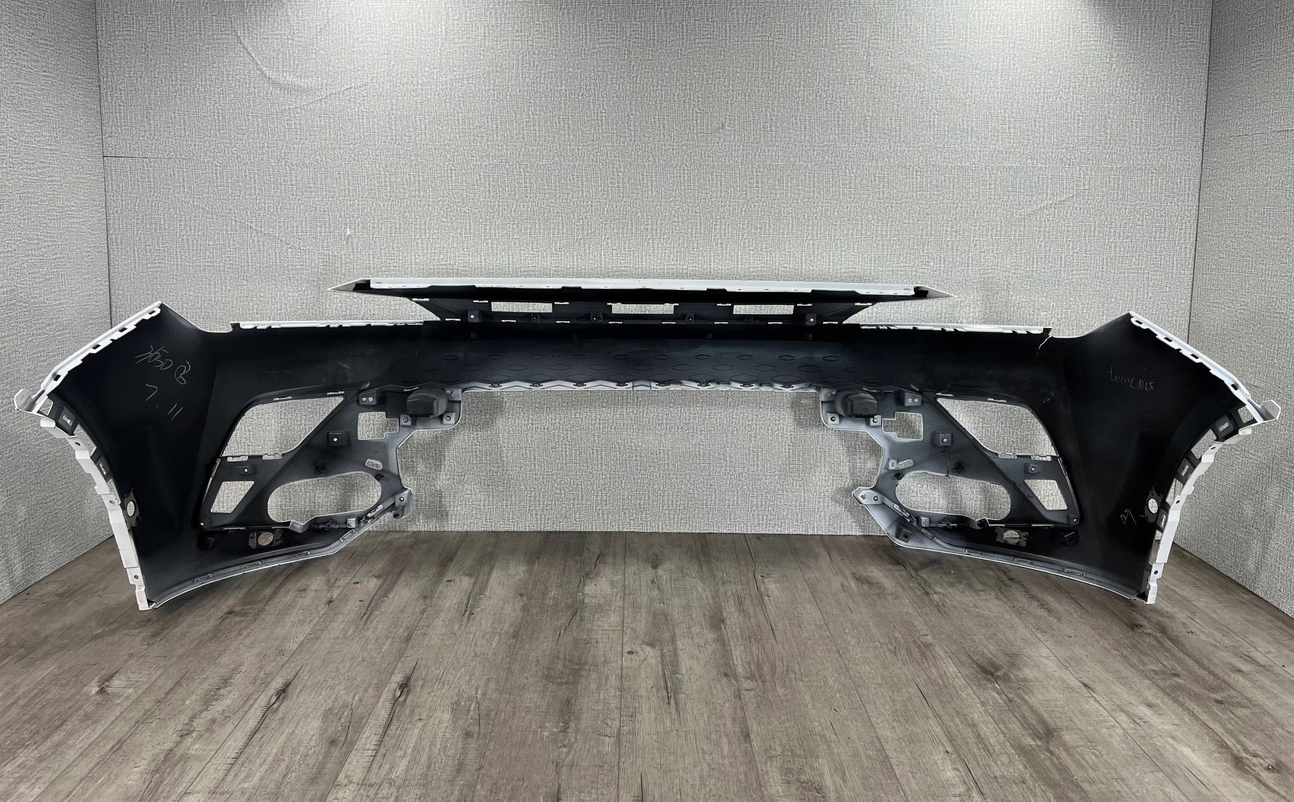 BAIC BEIJING 5 X55 2023 -> bumper front A00112853