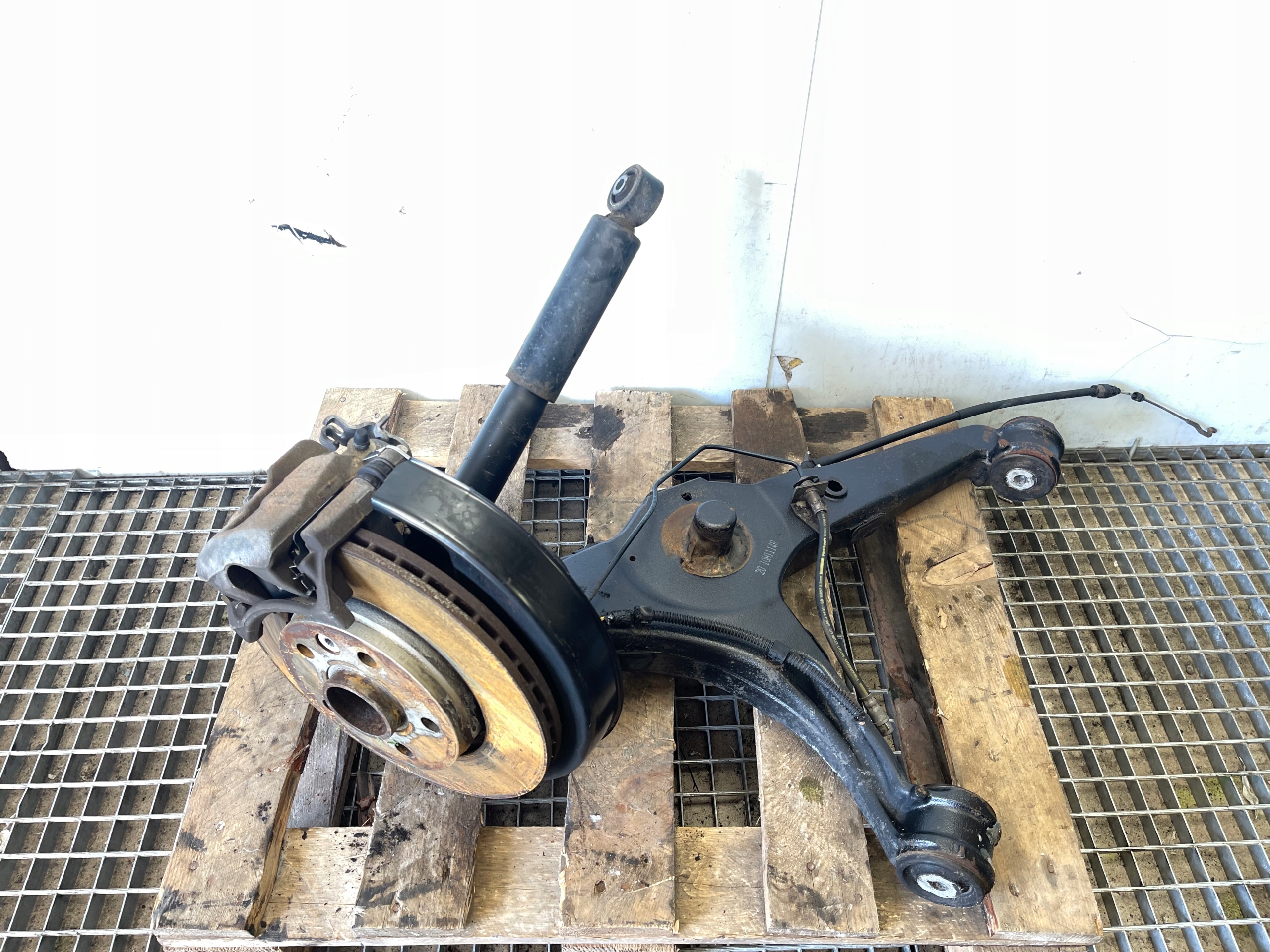 swing sususpension left rear part complete VW T6 2015- 7E0501414A