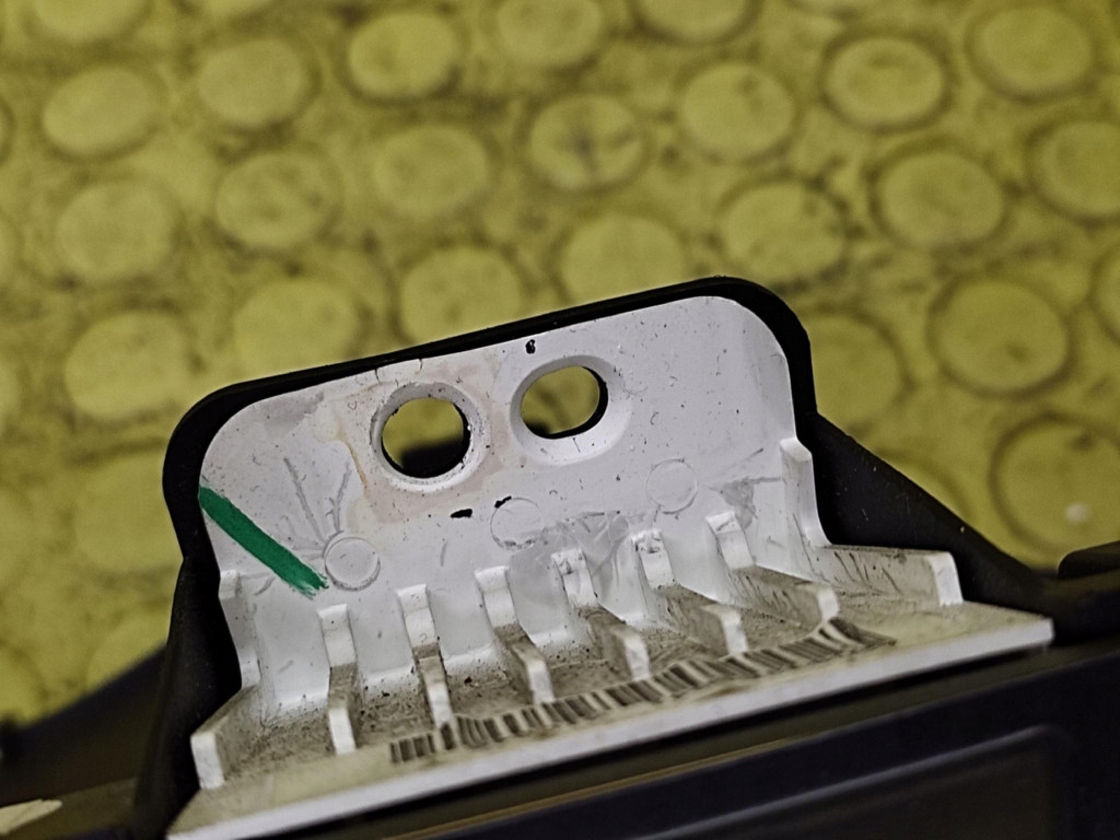 TOYOTA AURIS 2.0 D dials 838000Z290