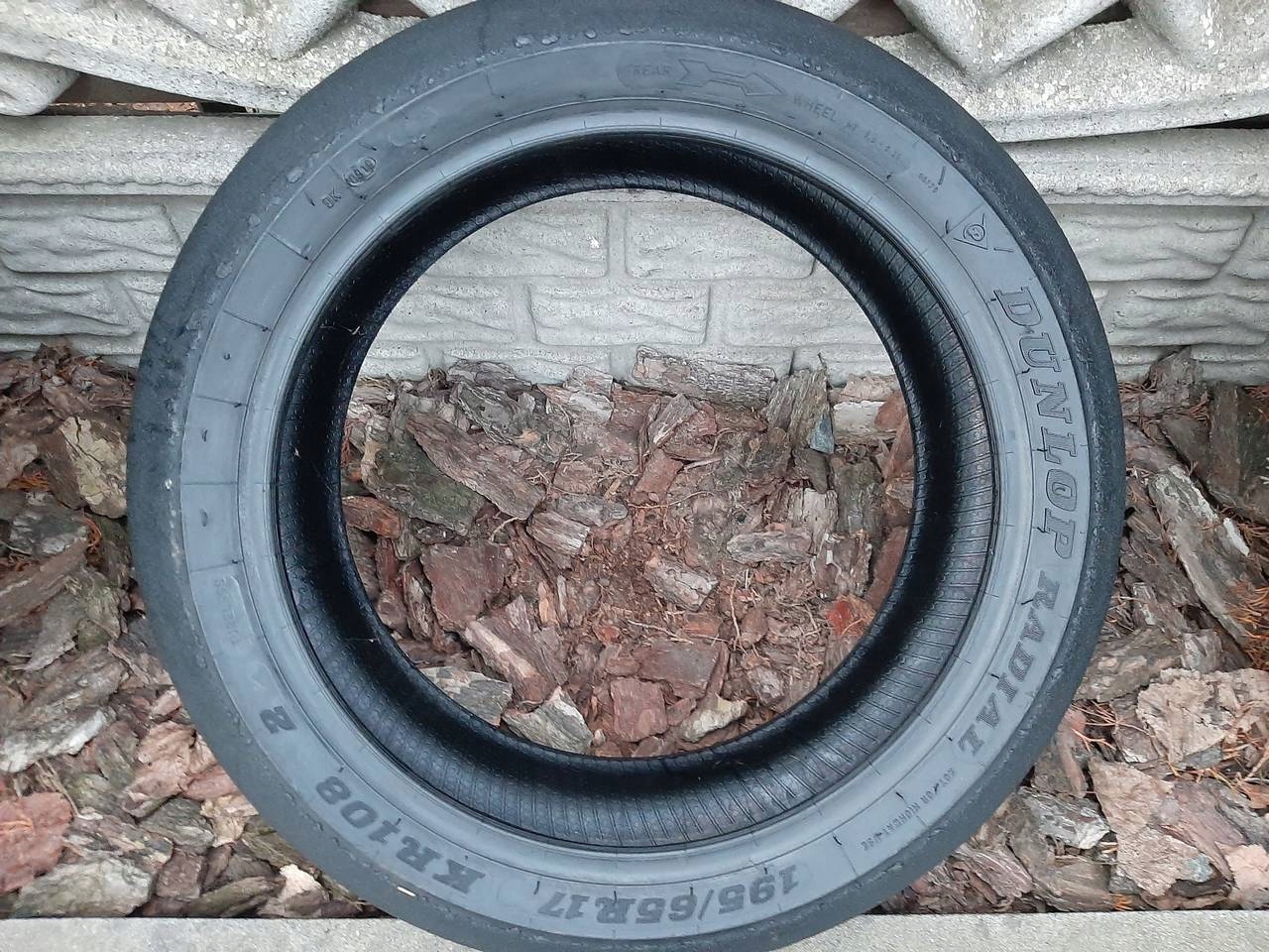 DUNLOP KR108 2 RADIAL 195/65R17 SLICK (224) Rok produkcji 2019