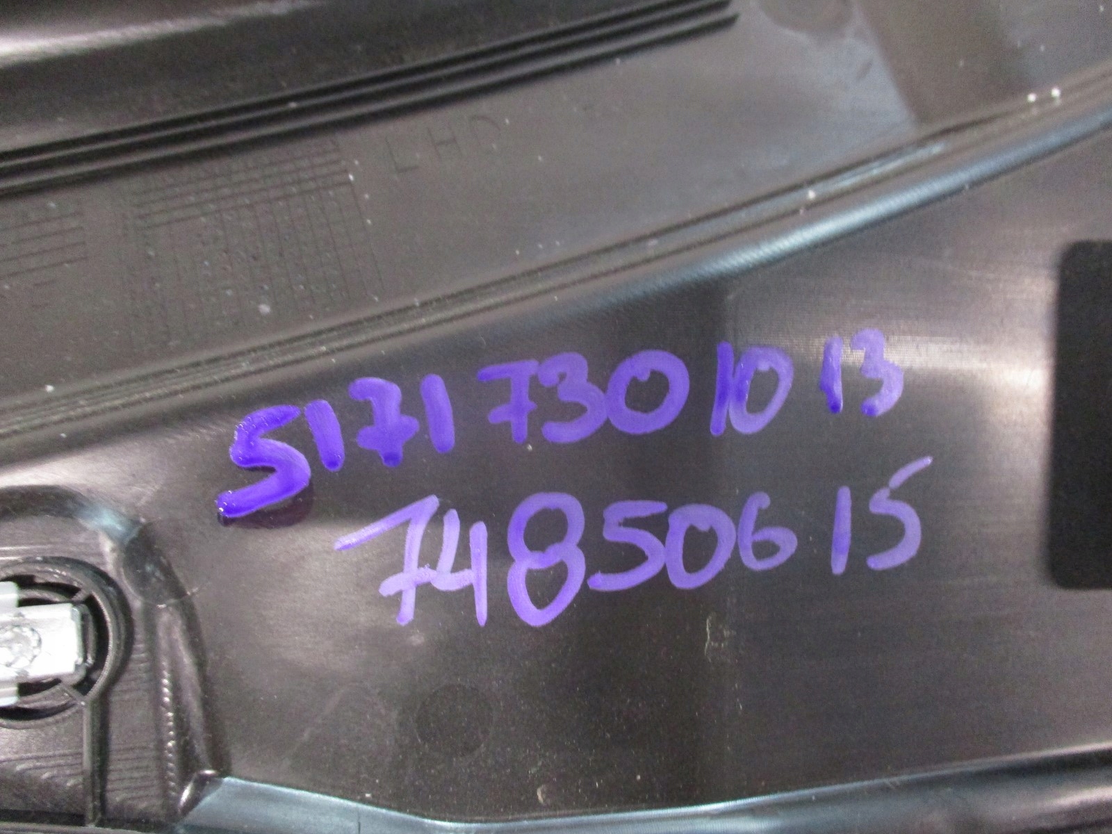 Podszybie MINI F56 7301013 Jakość części (zgodnie z GVO) Q - oryginał z logo producenta części (OEM, OES)