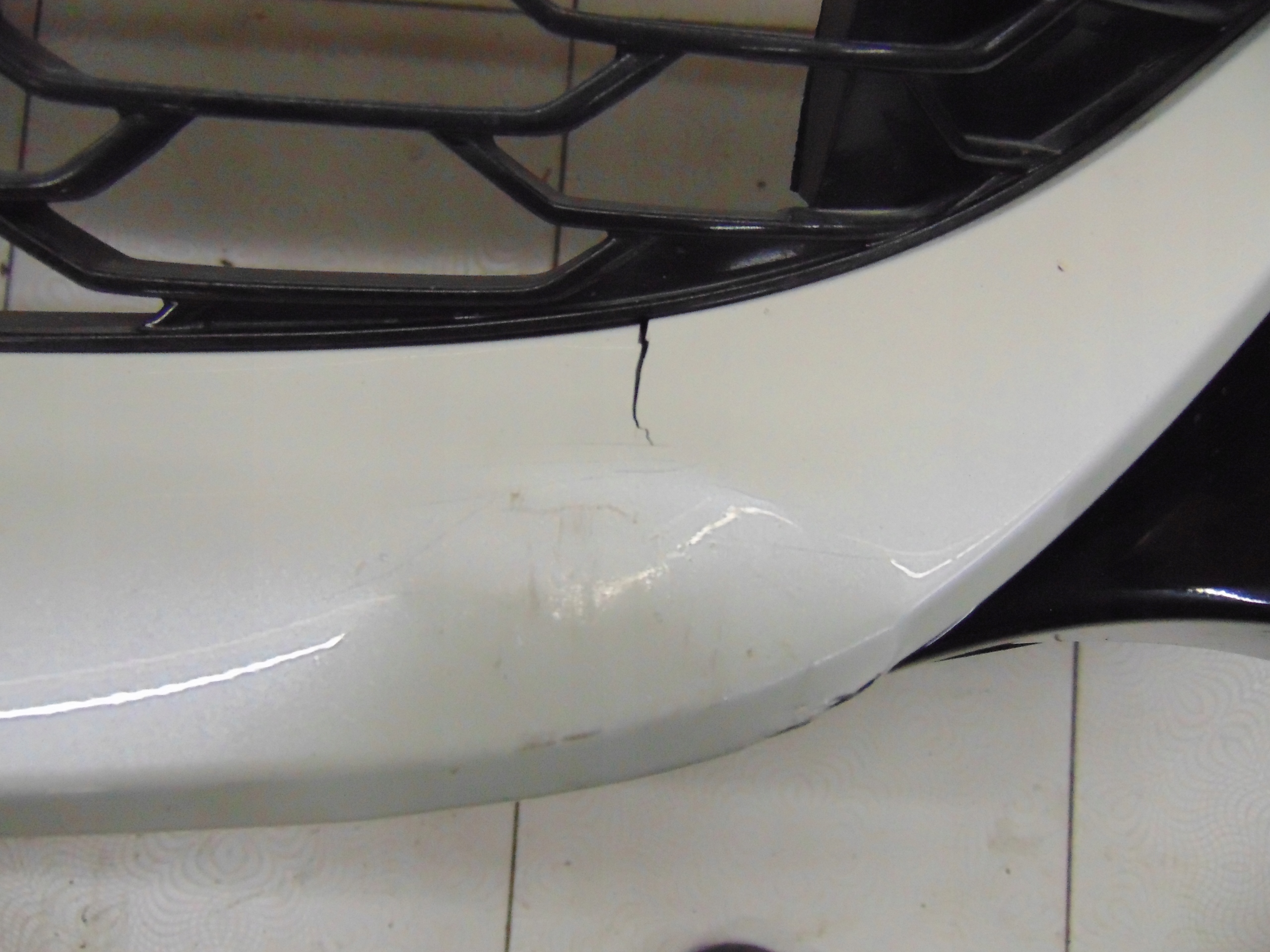 STOSSSTANGE VORNE VORNE TOYOTA COROLLA E21 HB