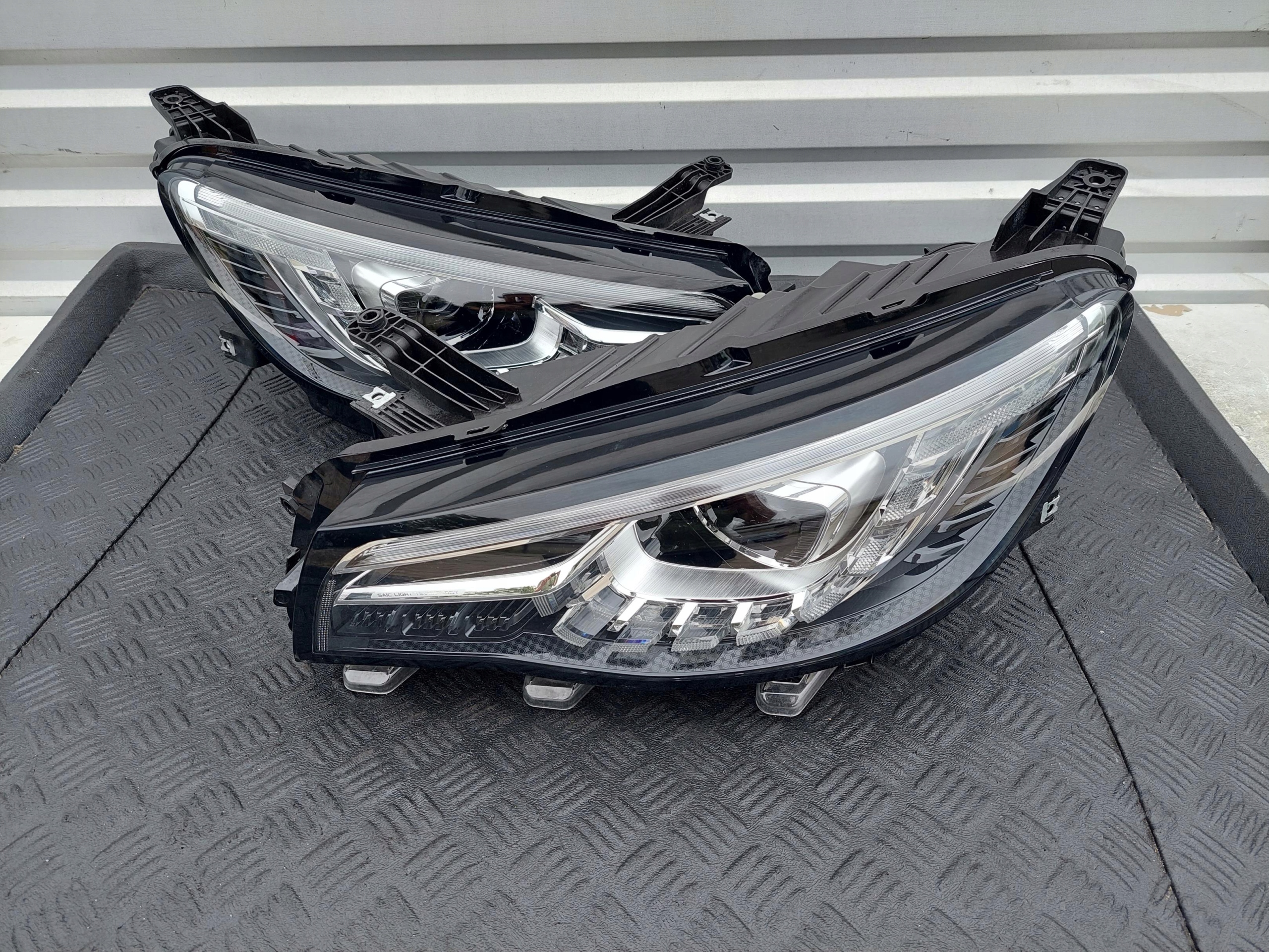 light front front right LED complete MG HS and