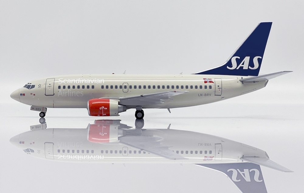 Model letadla Boeing 737-500 Sas 1:200 Ln-brv