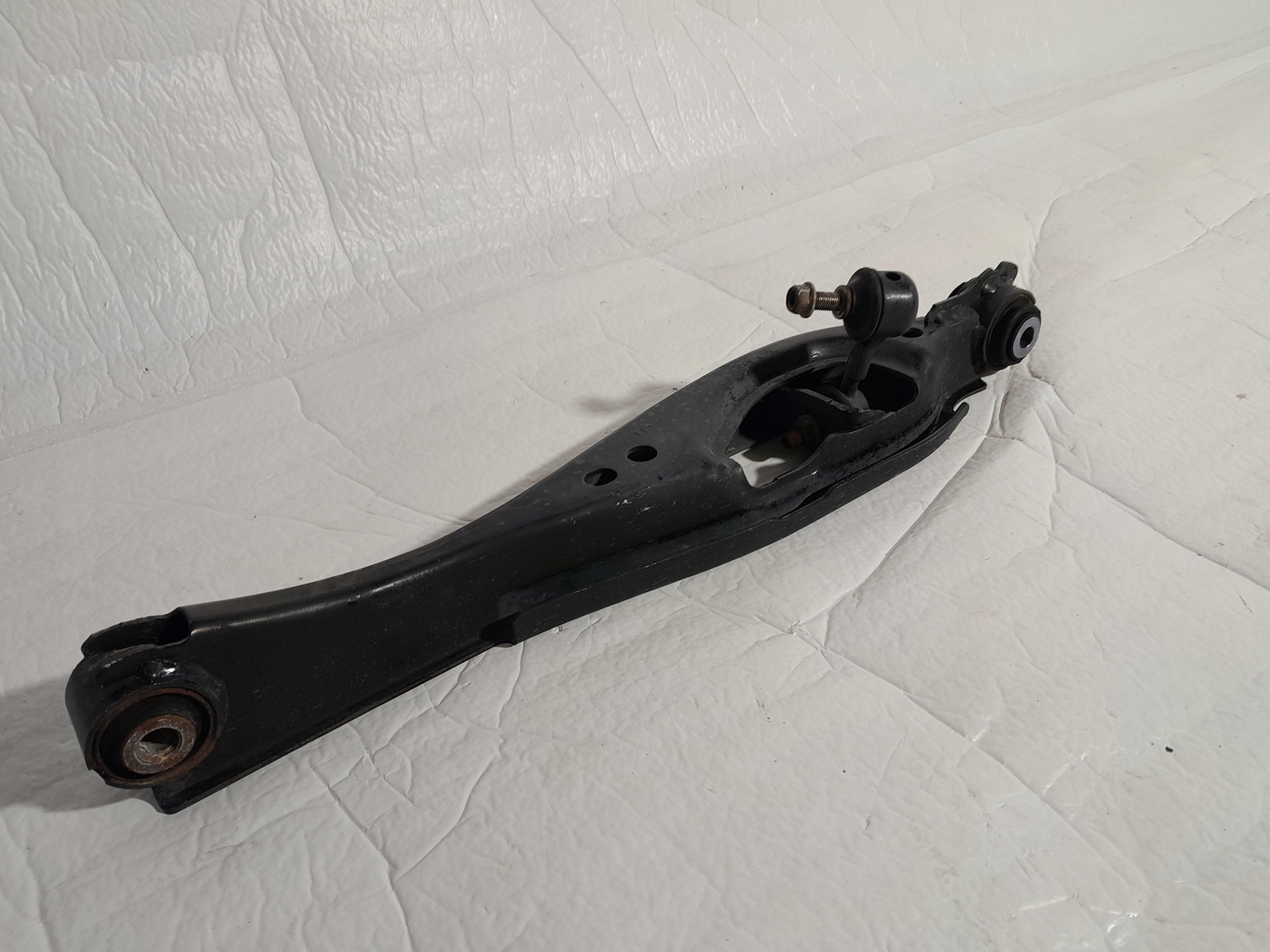 HONDA ODYSSEY V 18- Querlenker links heck 52355-THR-A00