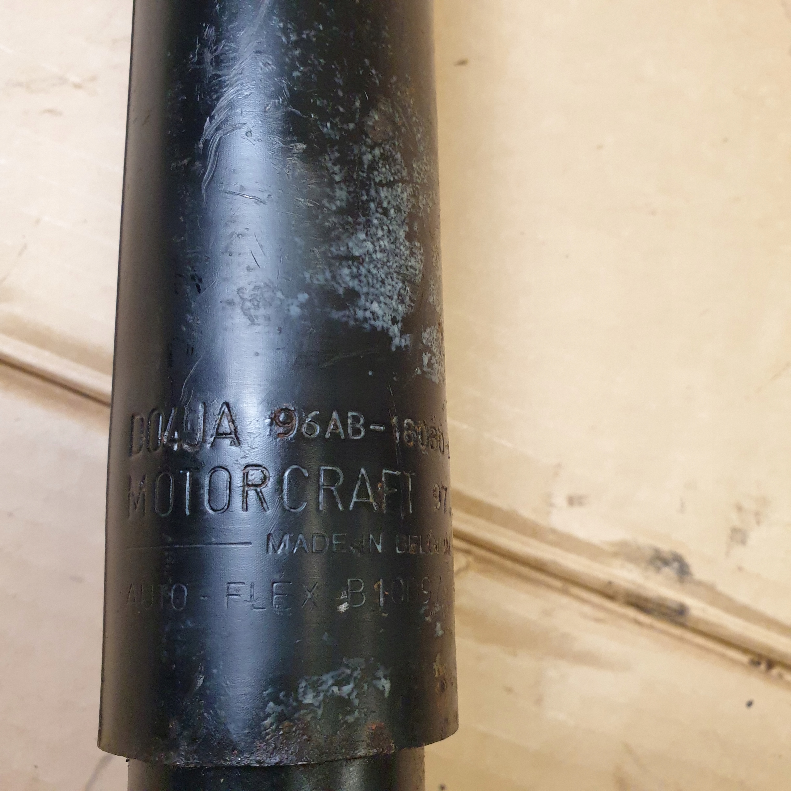 shock absorber rear right left FORD ESCORT 95 OE