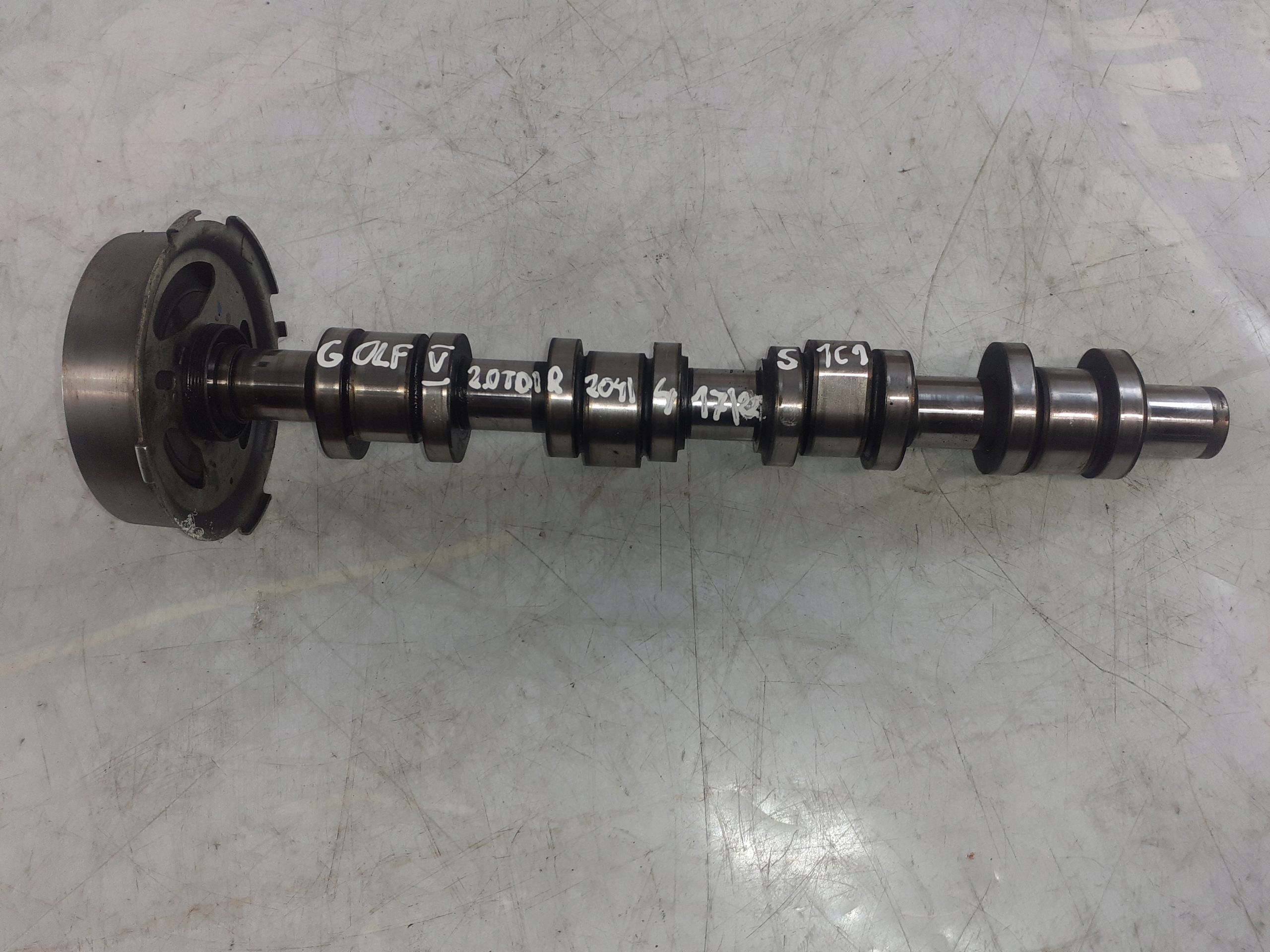 Вал головки VW Audi 2.0 TDI 16V