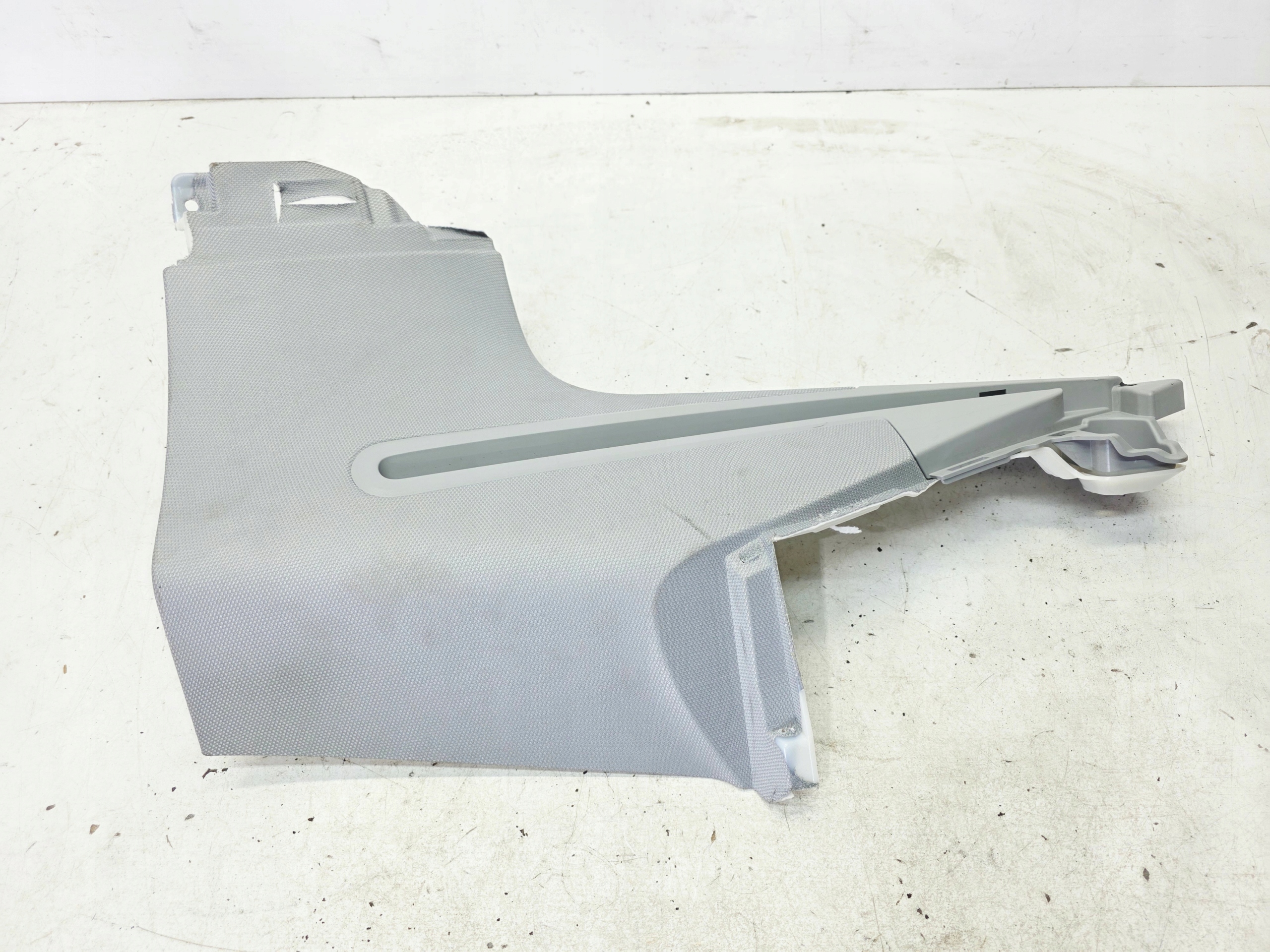 cover SLUPKA boot right rear part AUDI A4 B9 8W9867246F