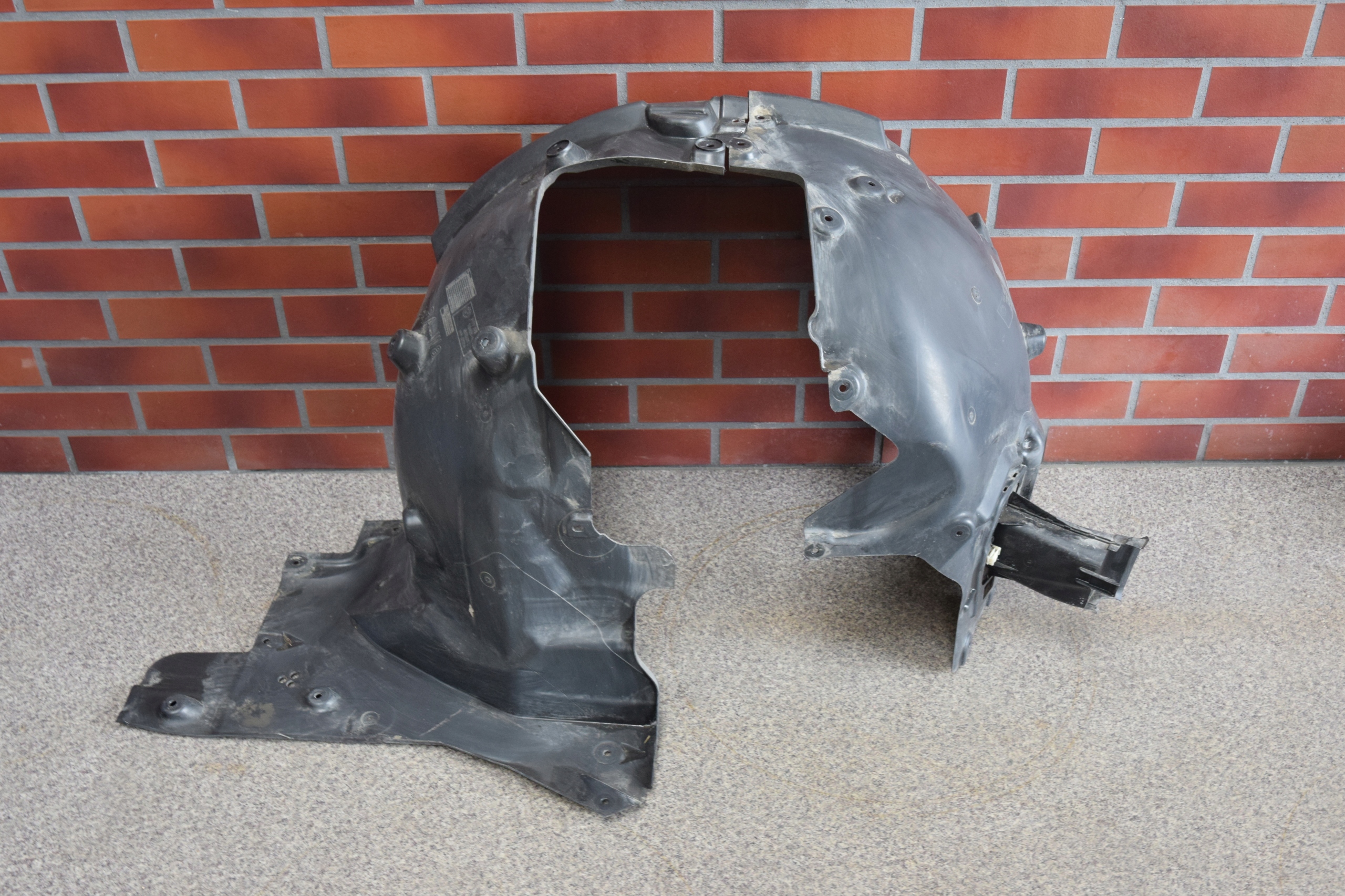 NADKOLE LEWE PRZÓD OSŁONA BMW M8 F91 F92 F93