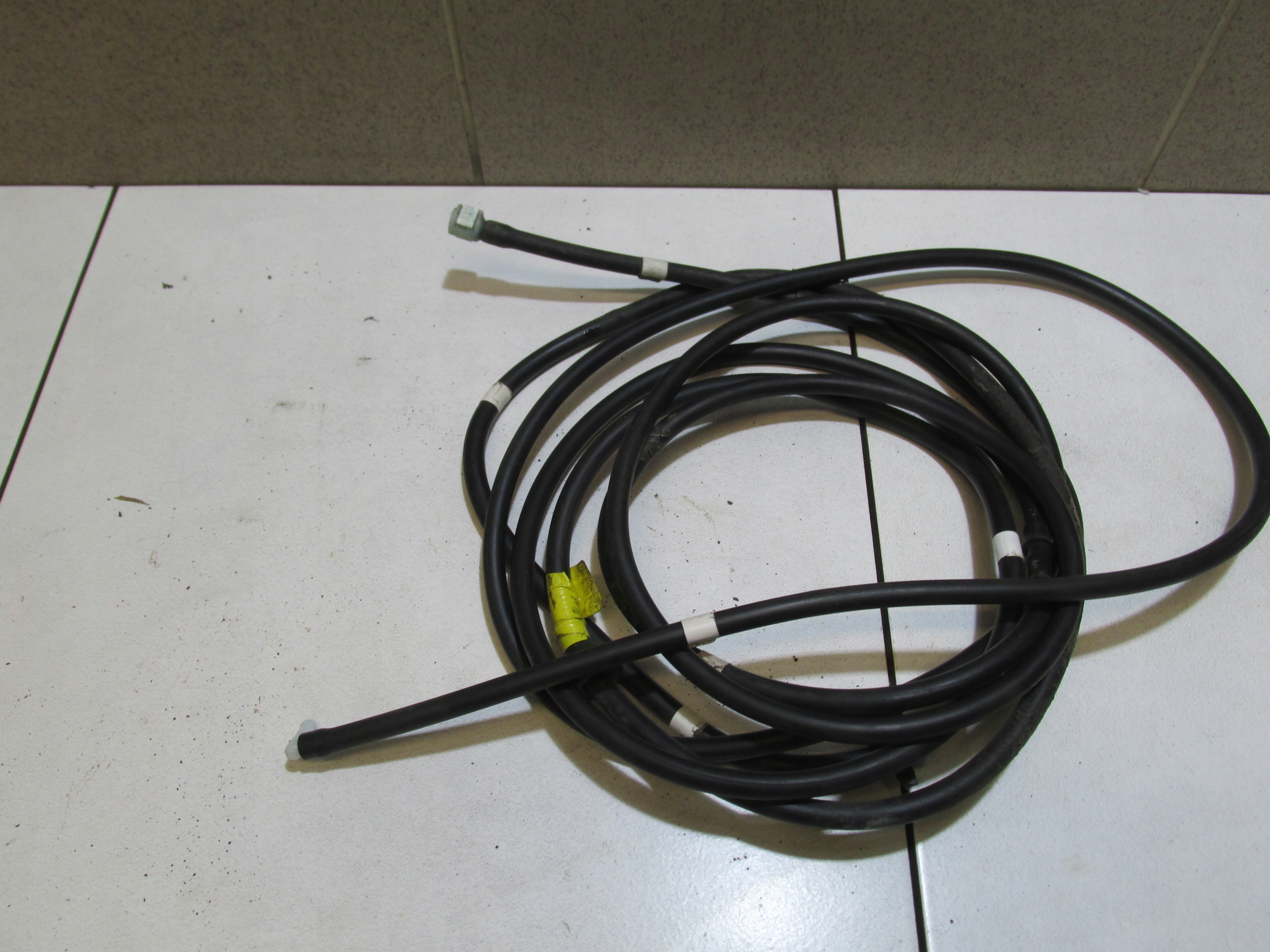 WĘŻYK GUMOWY SPRYSKIWACZY FOCUS MK3 ORYGINAŁ