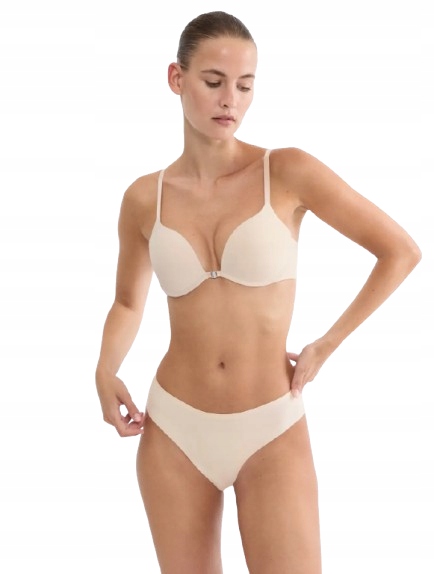 Triumph – Pure Micro Whuf – v tělové barvě – 75 B